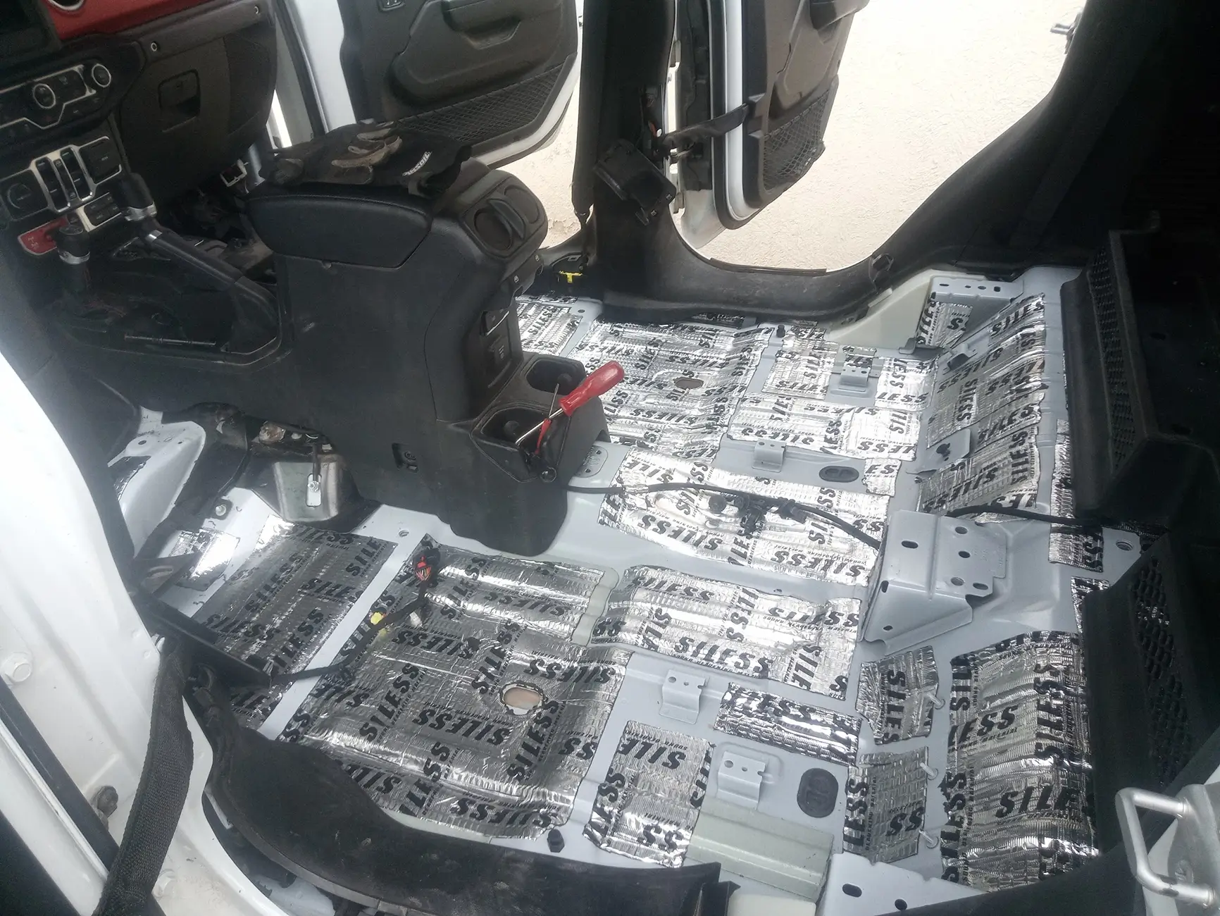 Jeep Gladiator 2LO - installed 1767241502883-1o