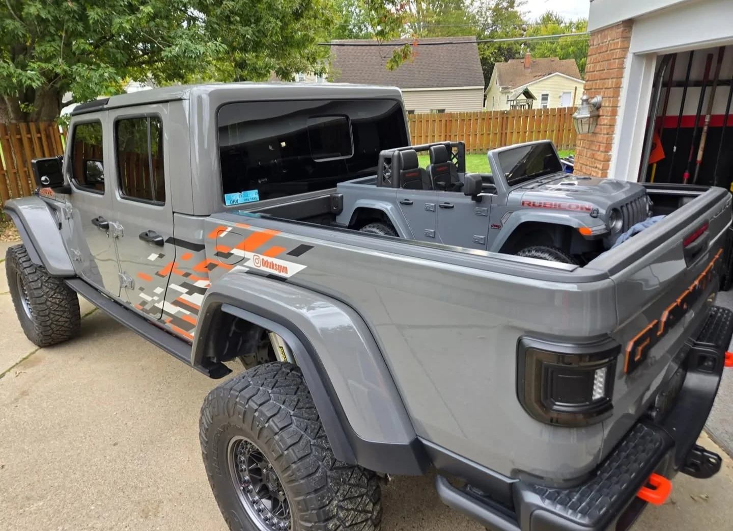 Jeep Gladiator Oracle tail lights install 1000013891