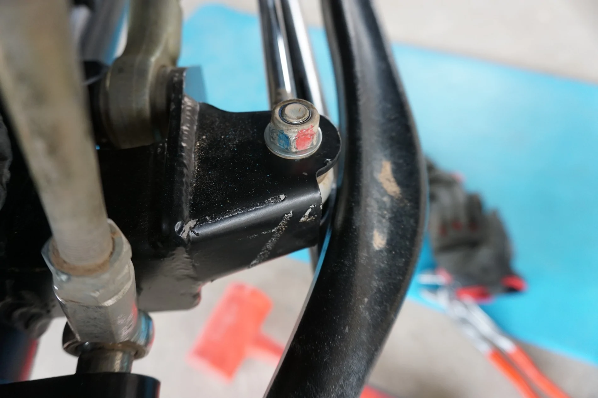 Jeep Gladiator Bent Axle or Blown Ball Joints/ Hub Bearing? DSC01885
