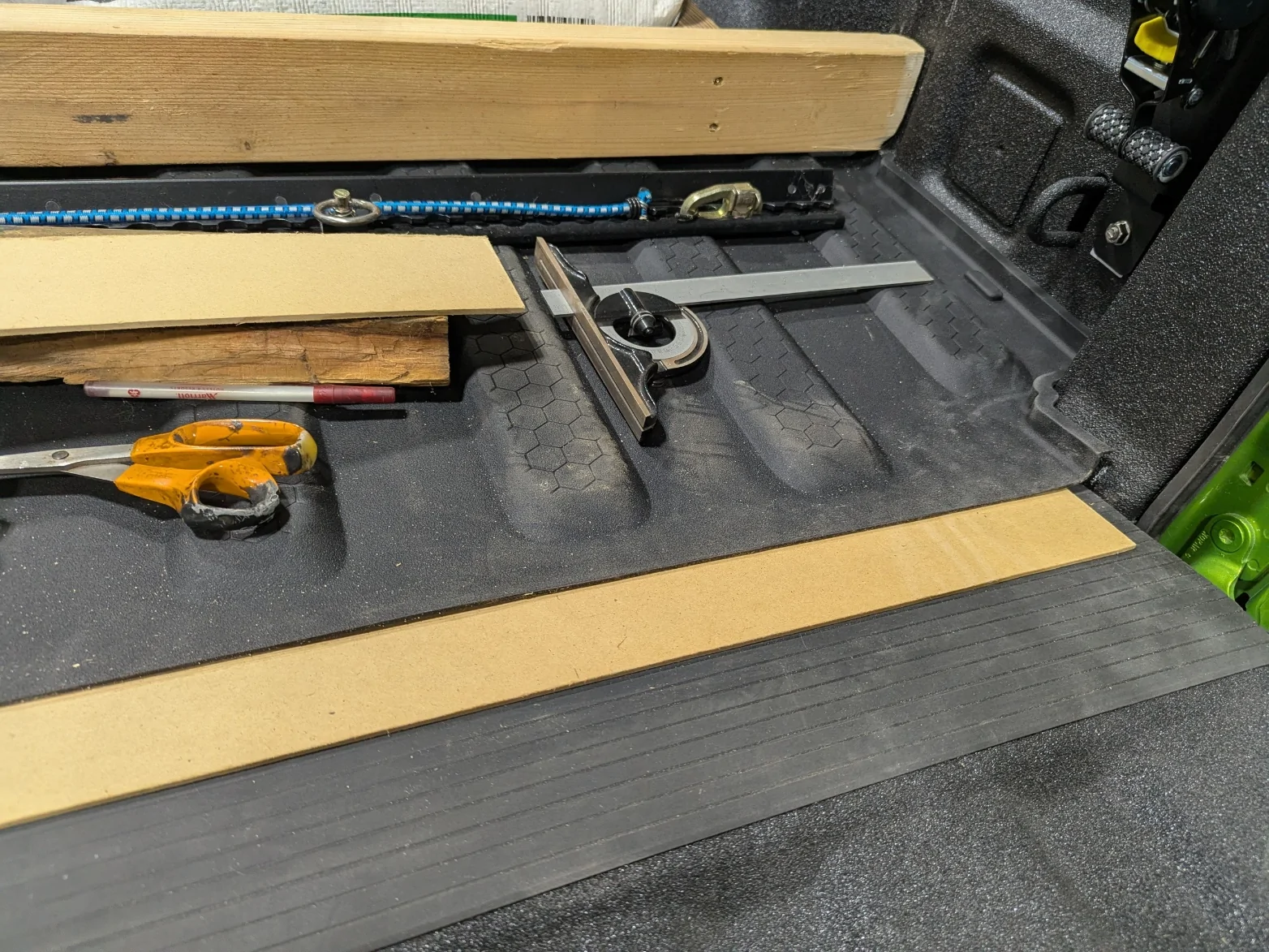 Jeep Gladiator Installed and checked out the 3W bed mat PXL_20260106_173508470