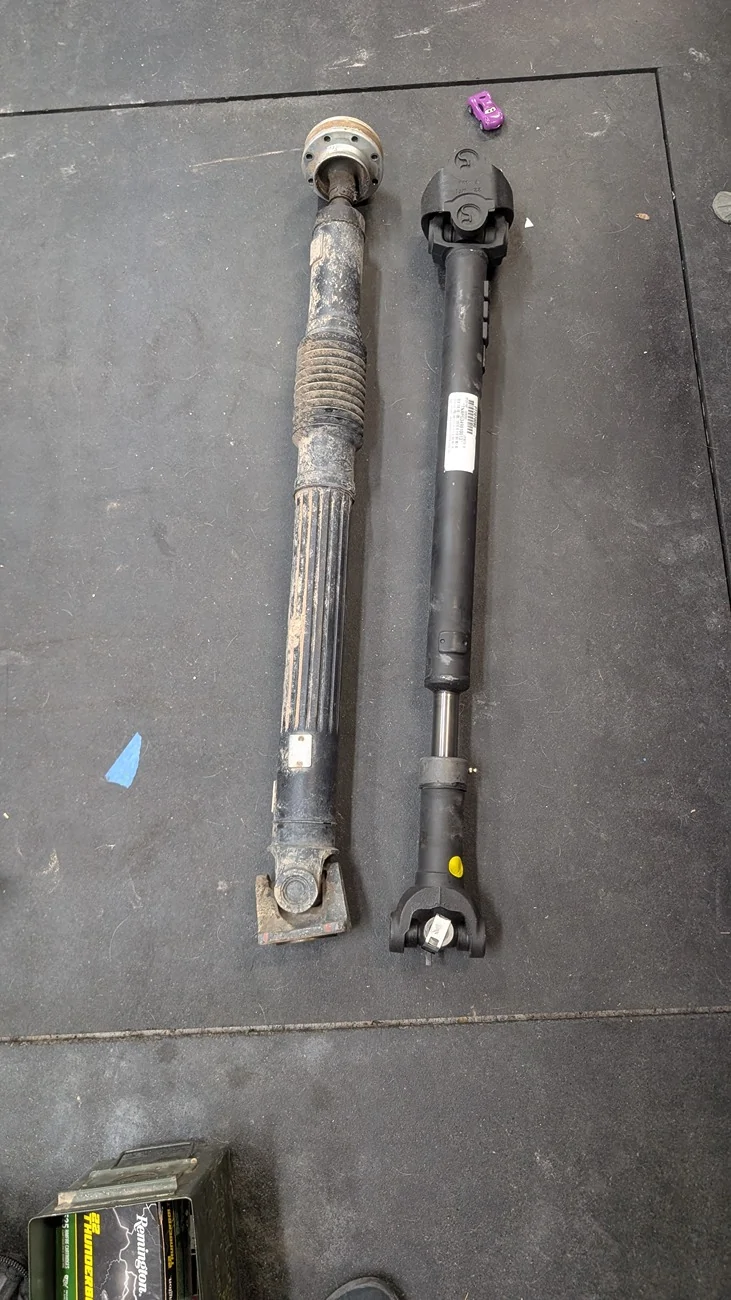 Jeep Gladiator Bent Axle or Blown Ball Joints/ Hub Bearing? PXL_20260103_020508281
