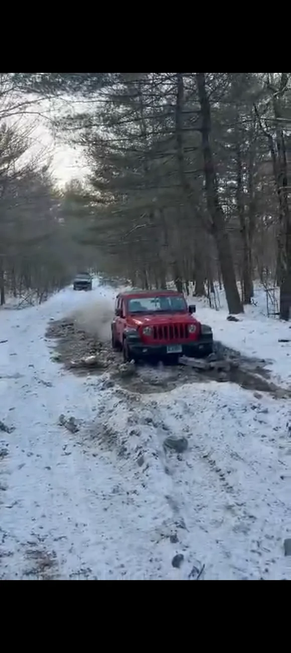 Jeep Gladiator new to the forum 1000014629
