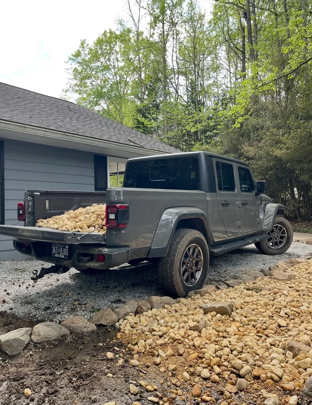 Jeep Gladiator Is the payload under rated IMG_1919