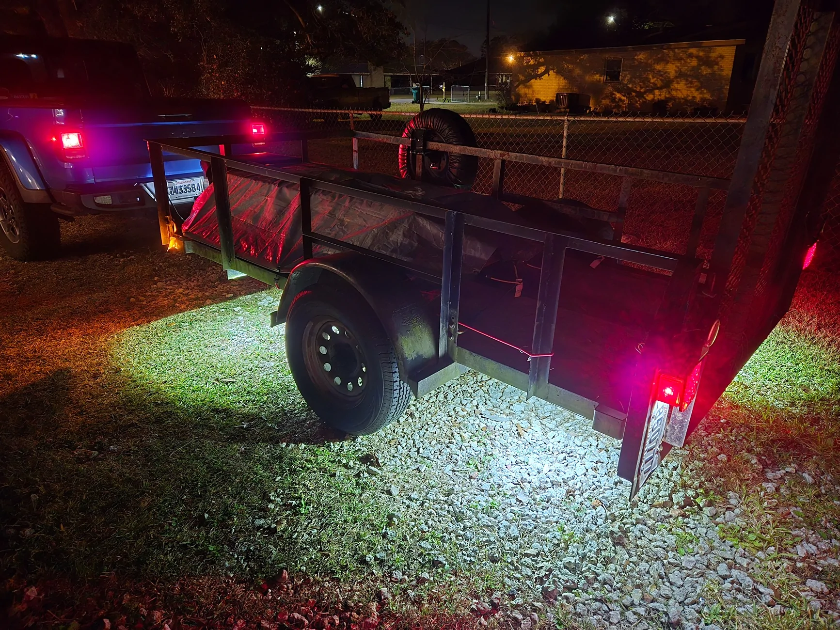 Jeep Gladiator You also won't lose this trailer at night (Series 2) 1000012083