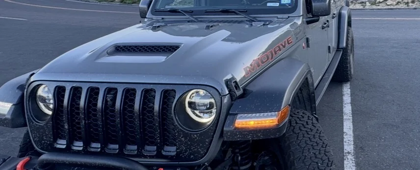 Jeep Gladiator Mopar Heavy Duty Performance Rock Rails w/ Step Assist IMG_8397