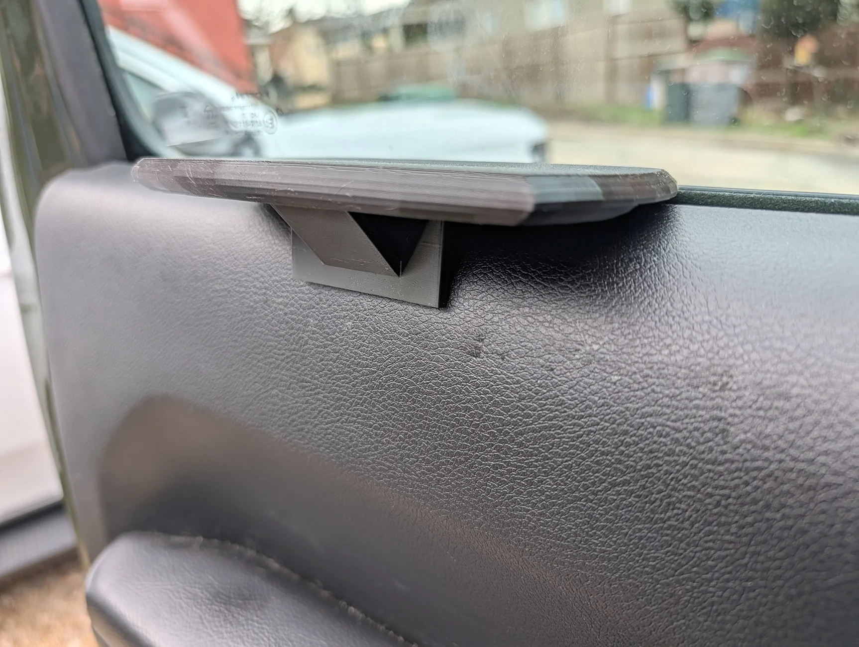 Jeep Gladiator Window Armrest Extender (3D Print) PXL_20260109_204137579