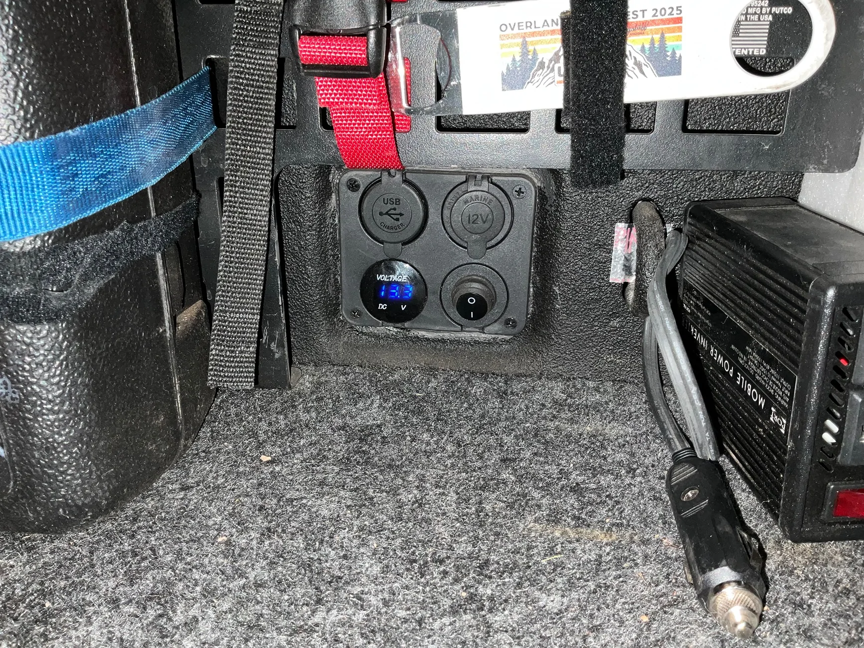 Jeep Gladiator 12 Volt power in the bed IMG_0641