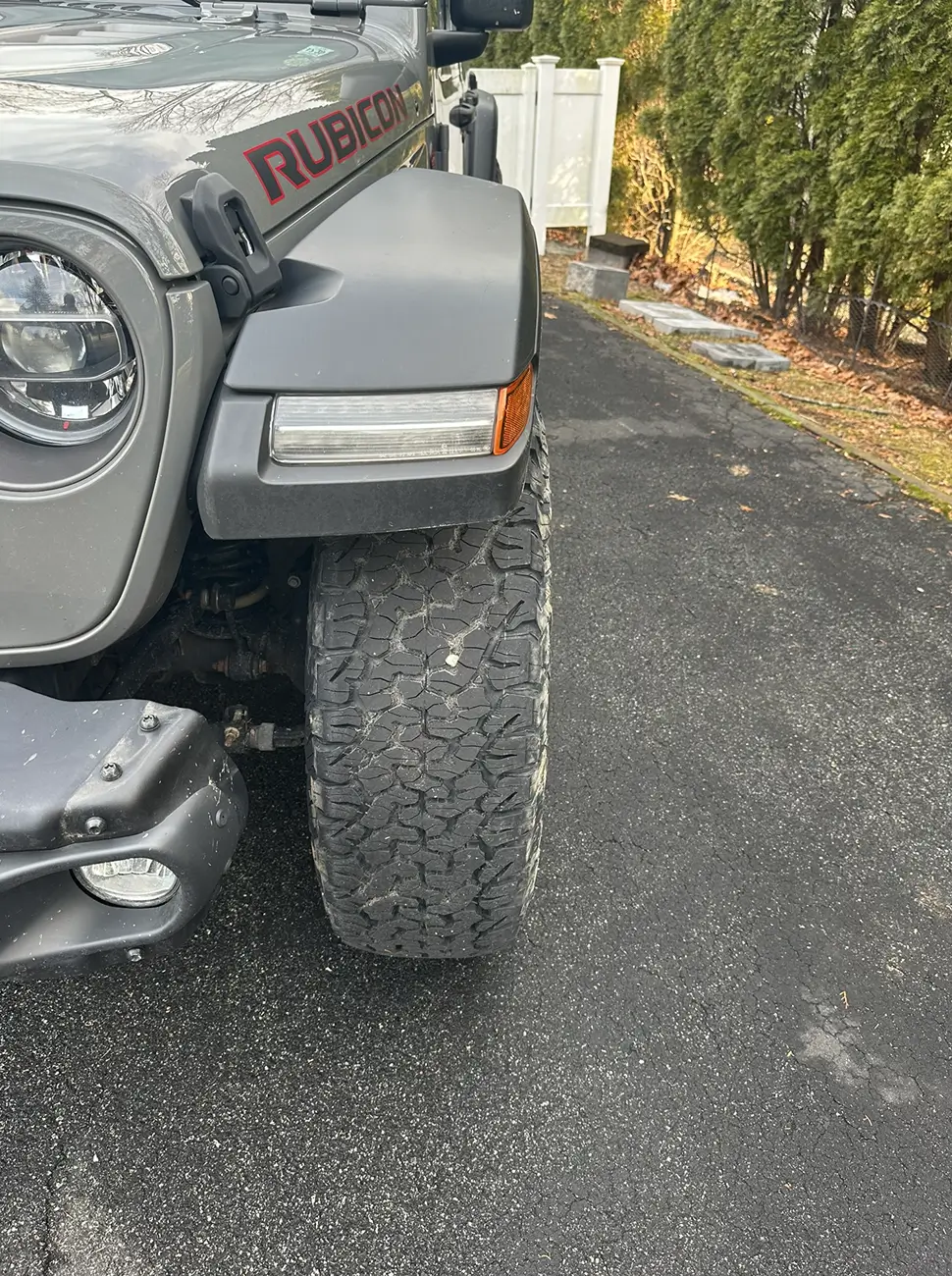 Jeep Gladiator BFG KO2 C 37x12.5 R17x8.5 +25 Method 703 Height, Weight, Poke vs Stock 006