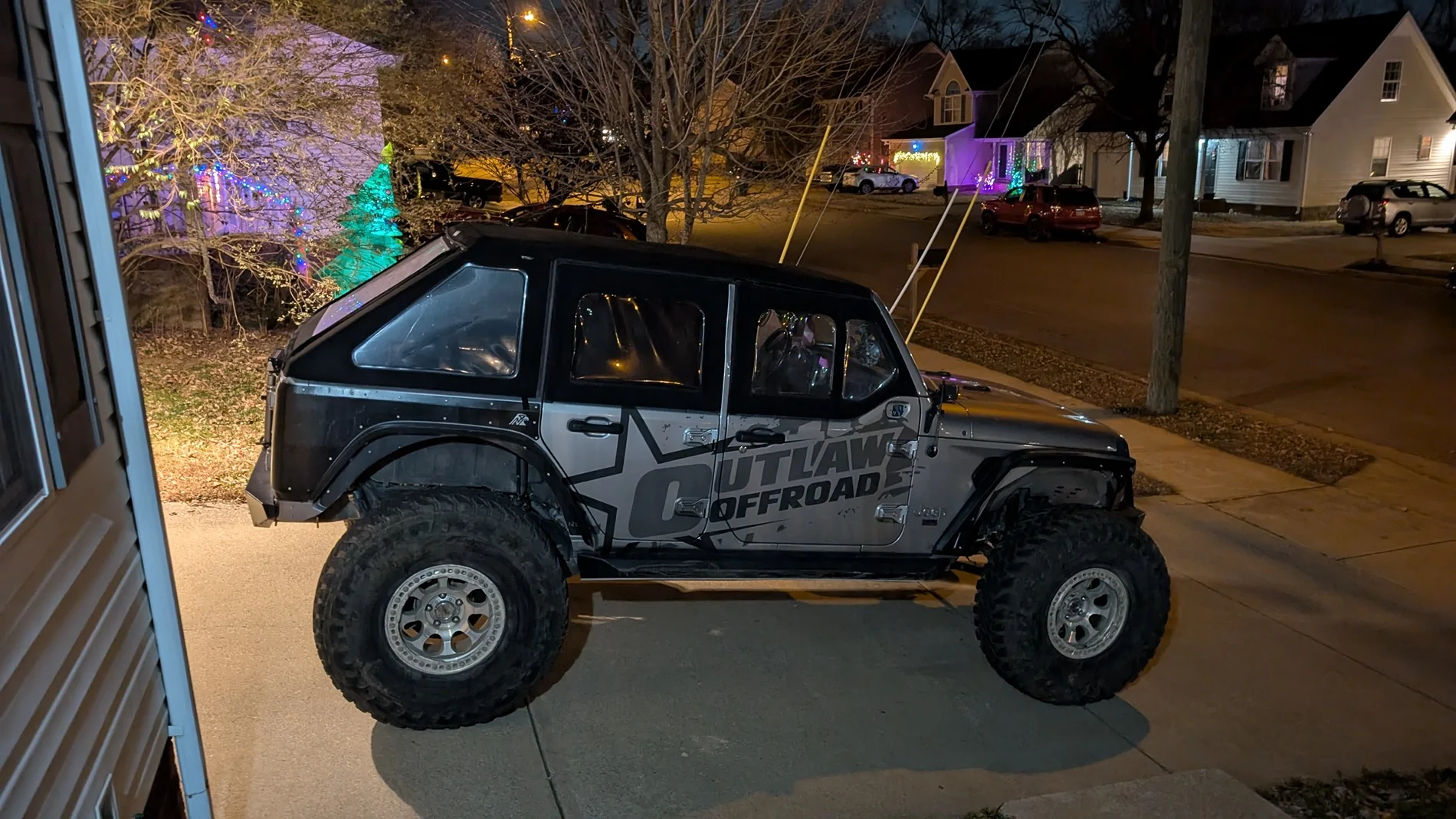 Jeep Gladiator W.T.F.D.I.G.M.I - Turning my daily drive into a trail rig. PXL_20260105_234703409.NIGHT