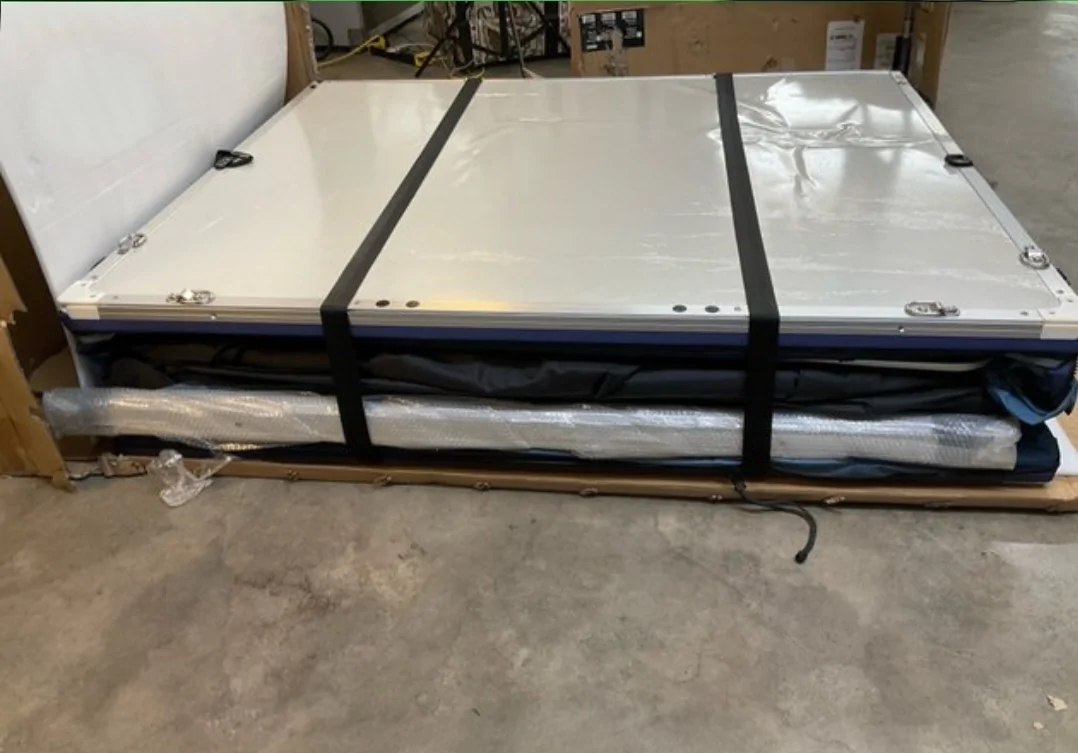 Jeep Gladiator Thule Tepui Autana 3 with annex Thule tent 4