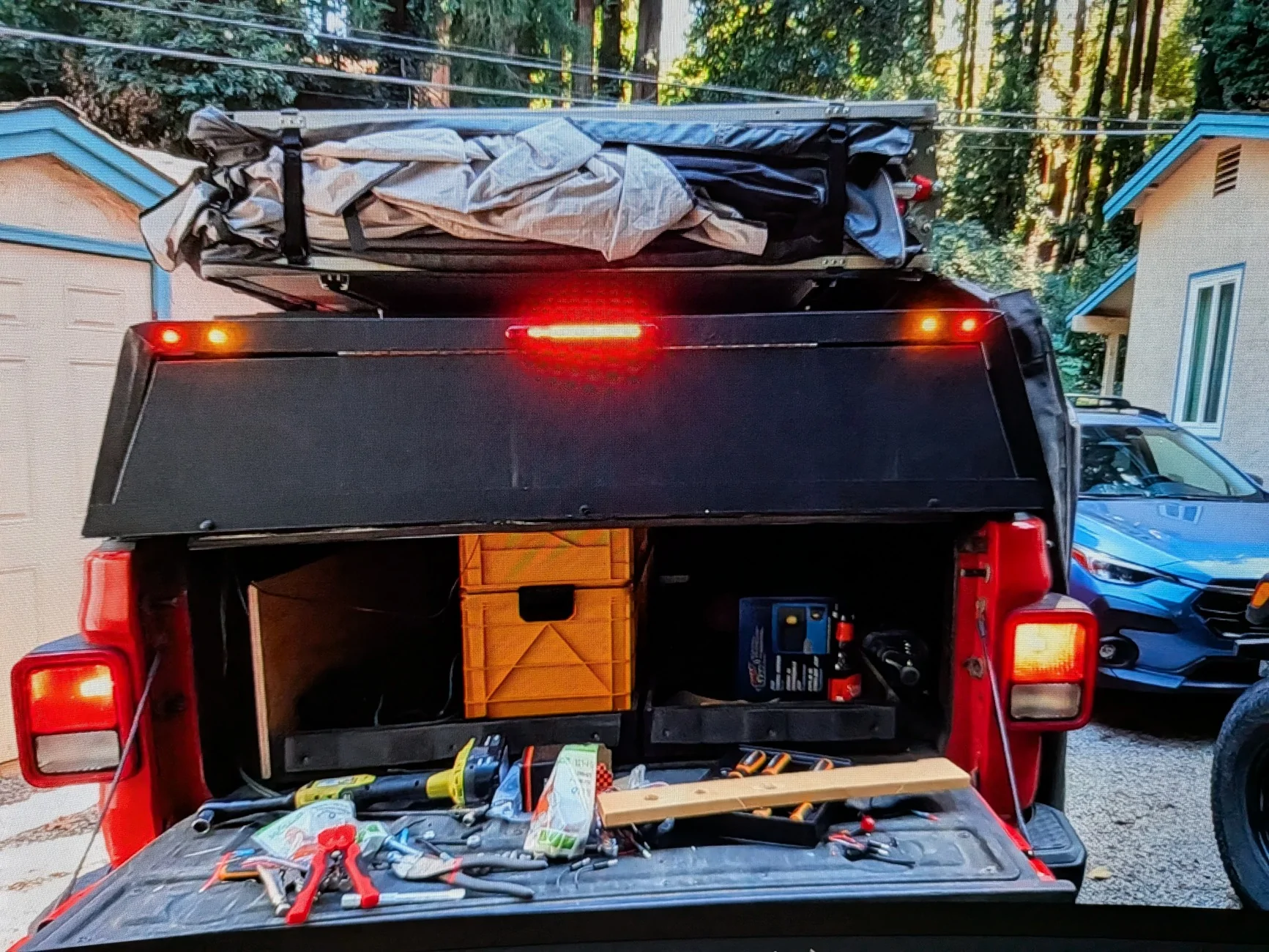 Jeep Gladiator My DIY camper shell - Poor man's fiberglas, light and cheap PXL_20251013_034639754