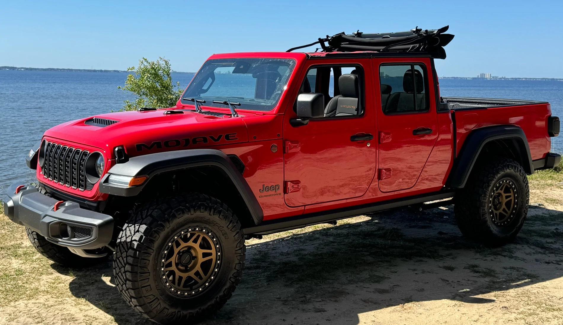 Jeep Gladiator 2025 Mojave X - 35's & 17's IMG_0501