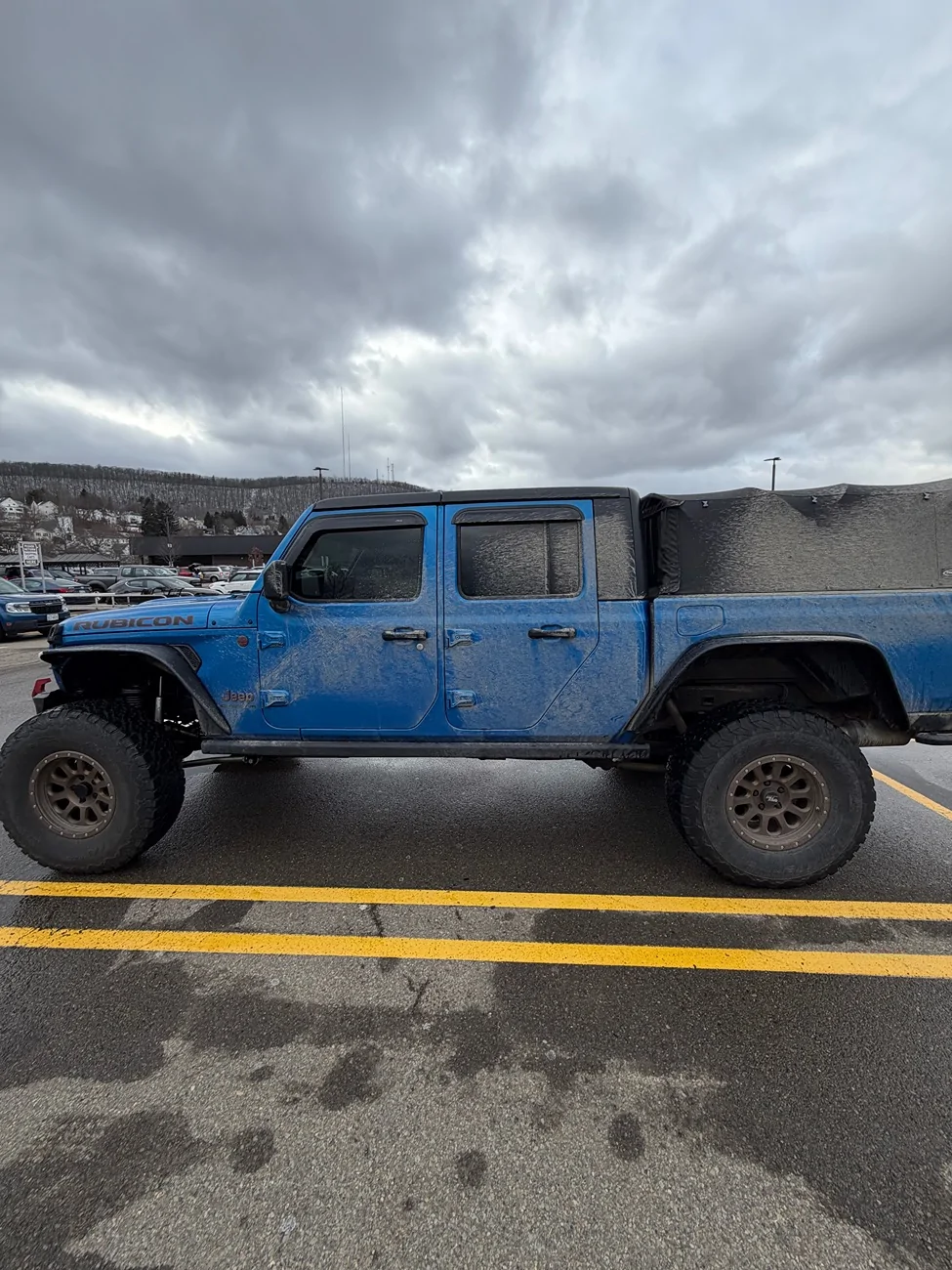 Jeep Gladiator Tough time deciding on tire size IMG_9780