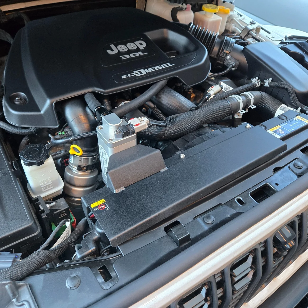 Jeep Gladiator EOC Oil Separator Install 1000049984