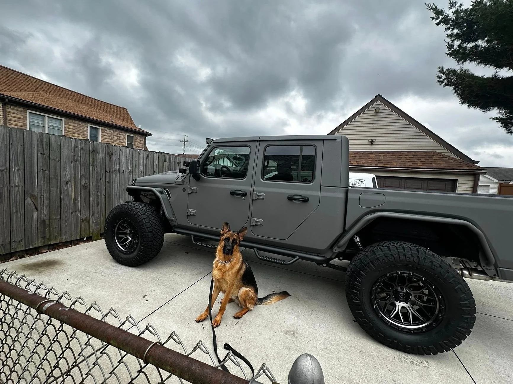 Jeep Gladiator Lets see all those Gladiators with lifts and bigger tires! 506534595_10163953602682214_7014056669144480298_n