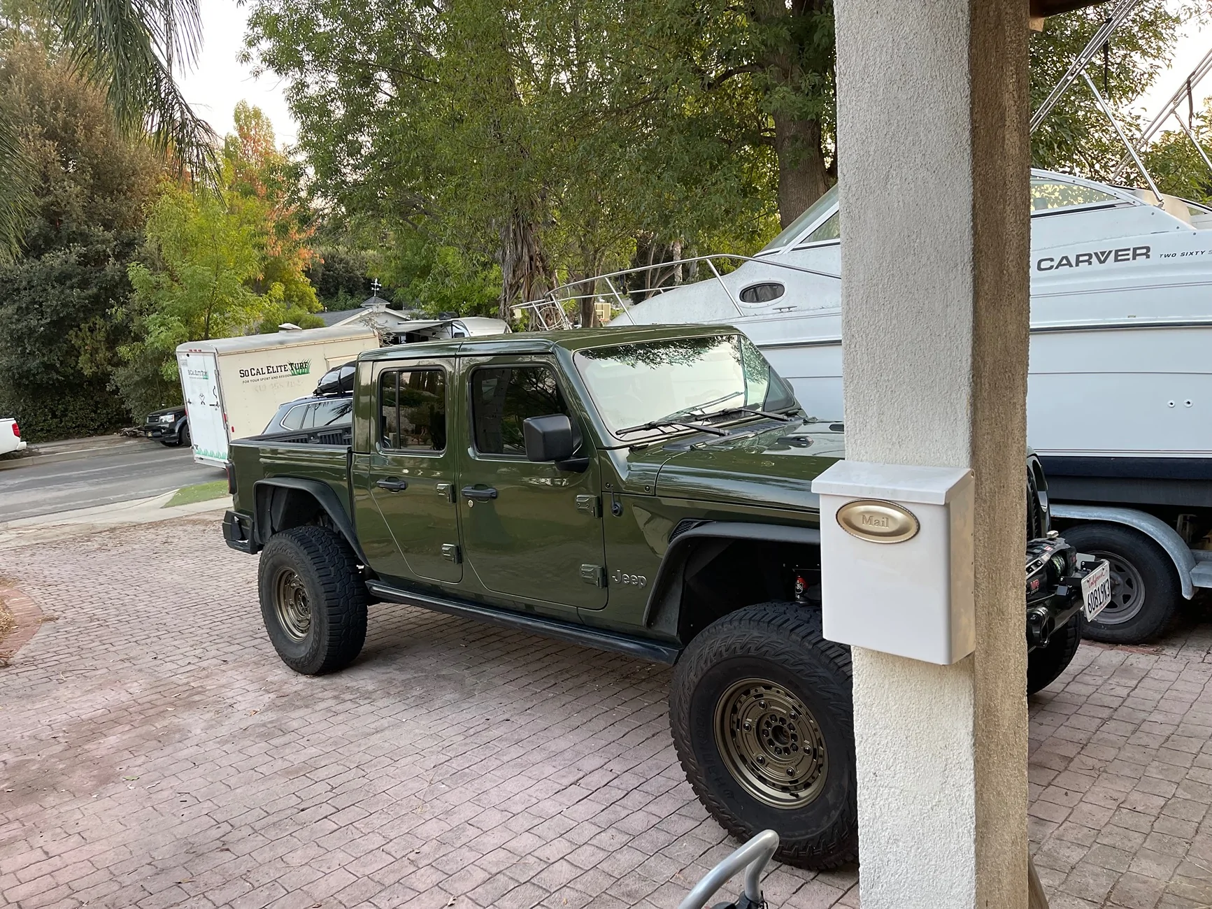 Jeep Gladiator Anyone has KBD fender flares or any recommend? IMG_3517