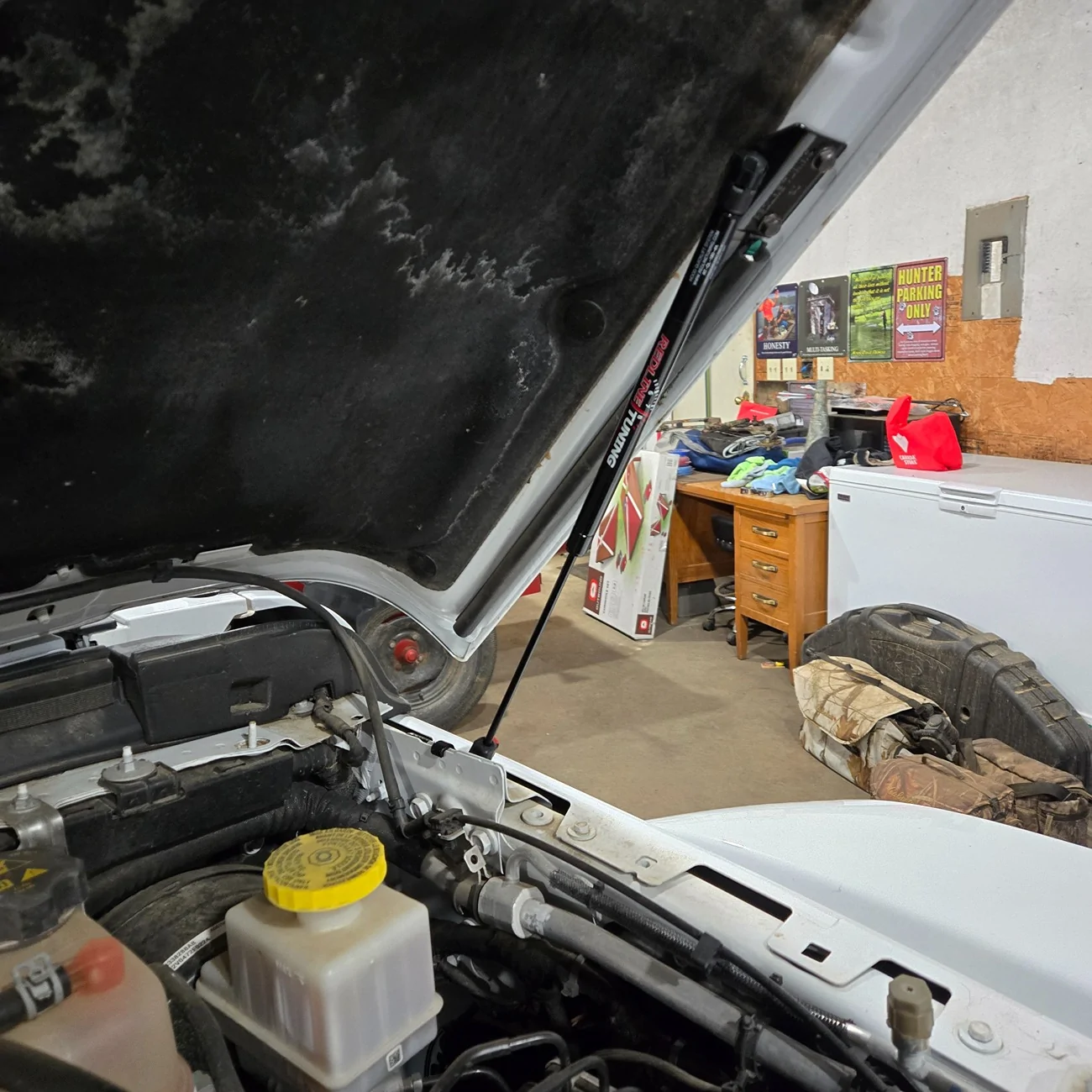 Jeep Gladiator ❗Tecbaba New Product | Hood Lift Supports Struts | 20%OFF | Promocode:YSLXLF54 20251104_113053