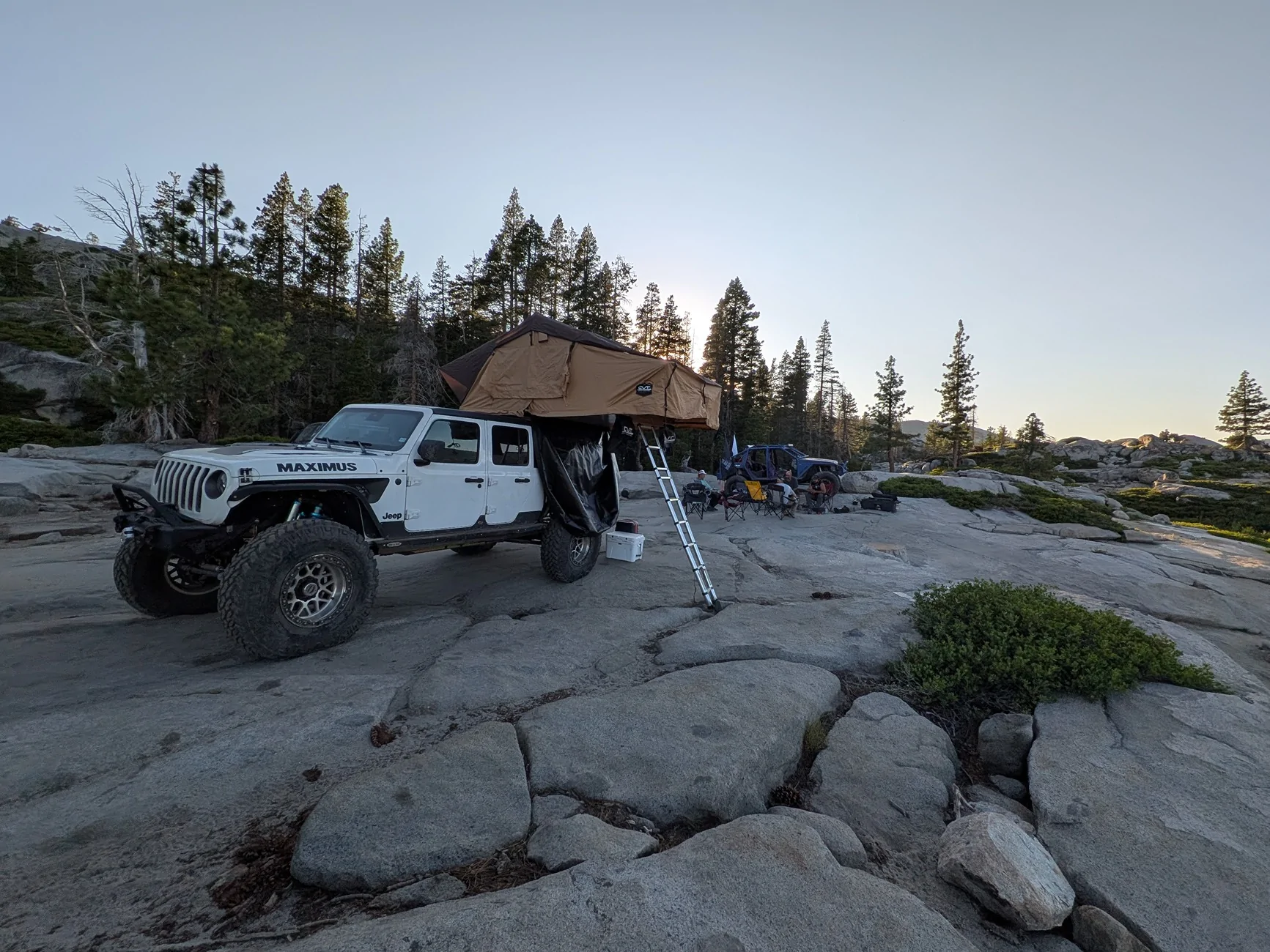 Jeep Gladiator WTB - Bed Rack and RTT PXL_20250707_021820035