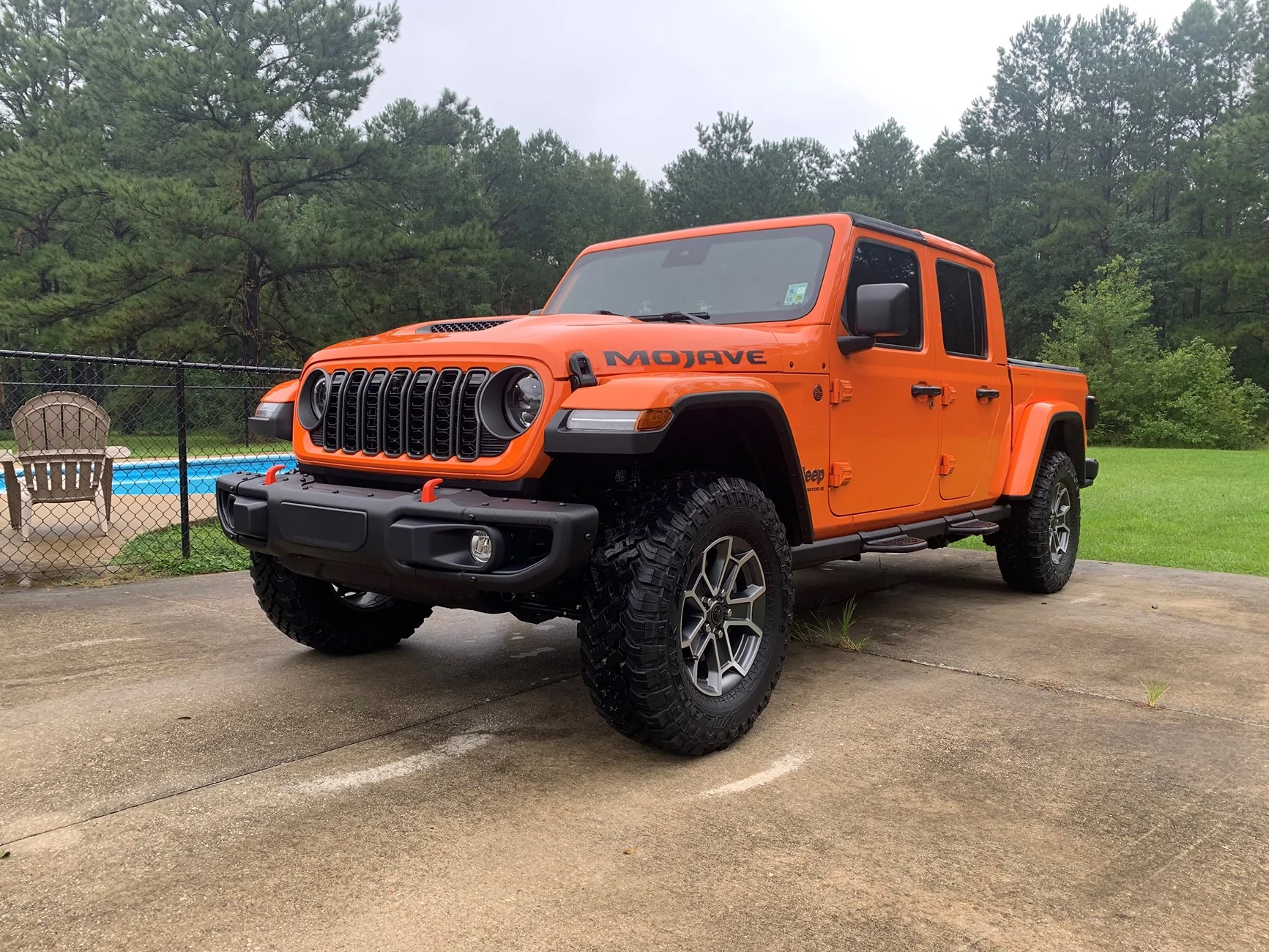 Jeep Gladiator Take off rock rails. jeep pool
