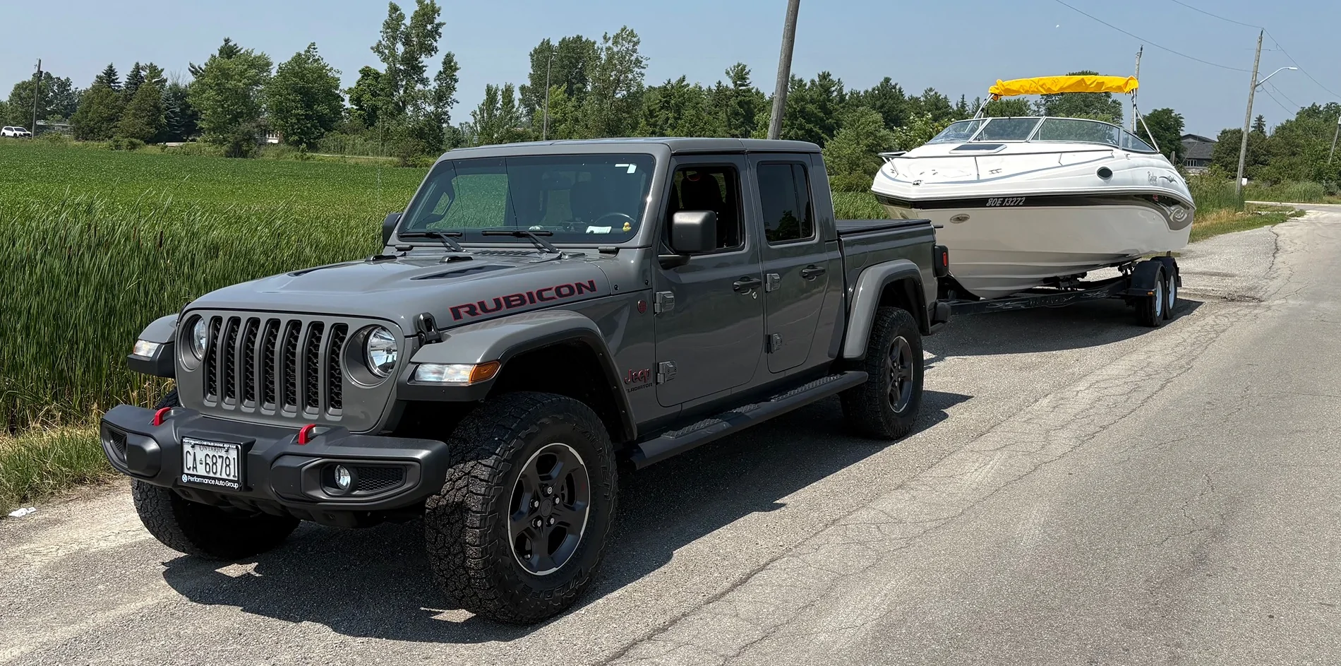 Jeep Gladiator Rubicon vs Mojave boat towing IMG_6730