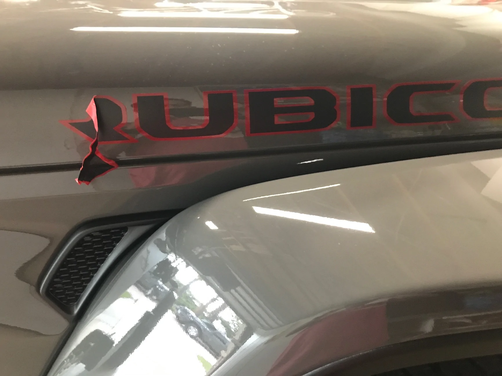 Jeep Gladiator How to best remove "Rubicon" lettering IMG_8459