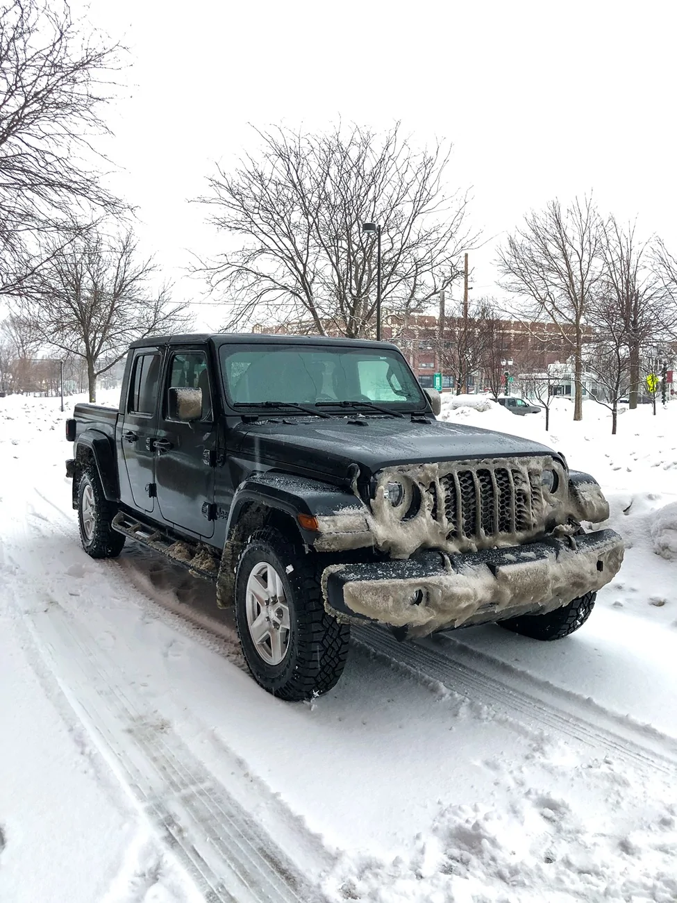 Jeep Gladiator What do you do to keep the SNOW AND ICE from covering your LED HEADLIGHTS. IMG_0695
