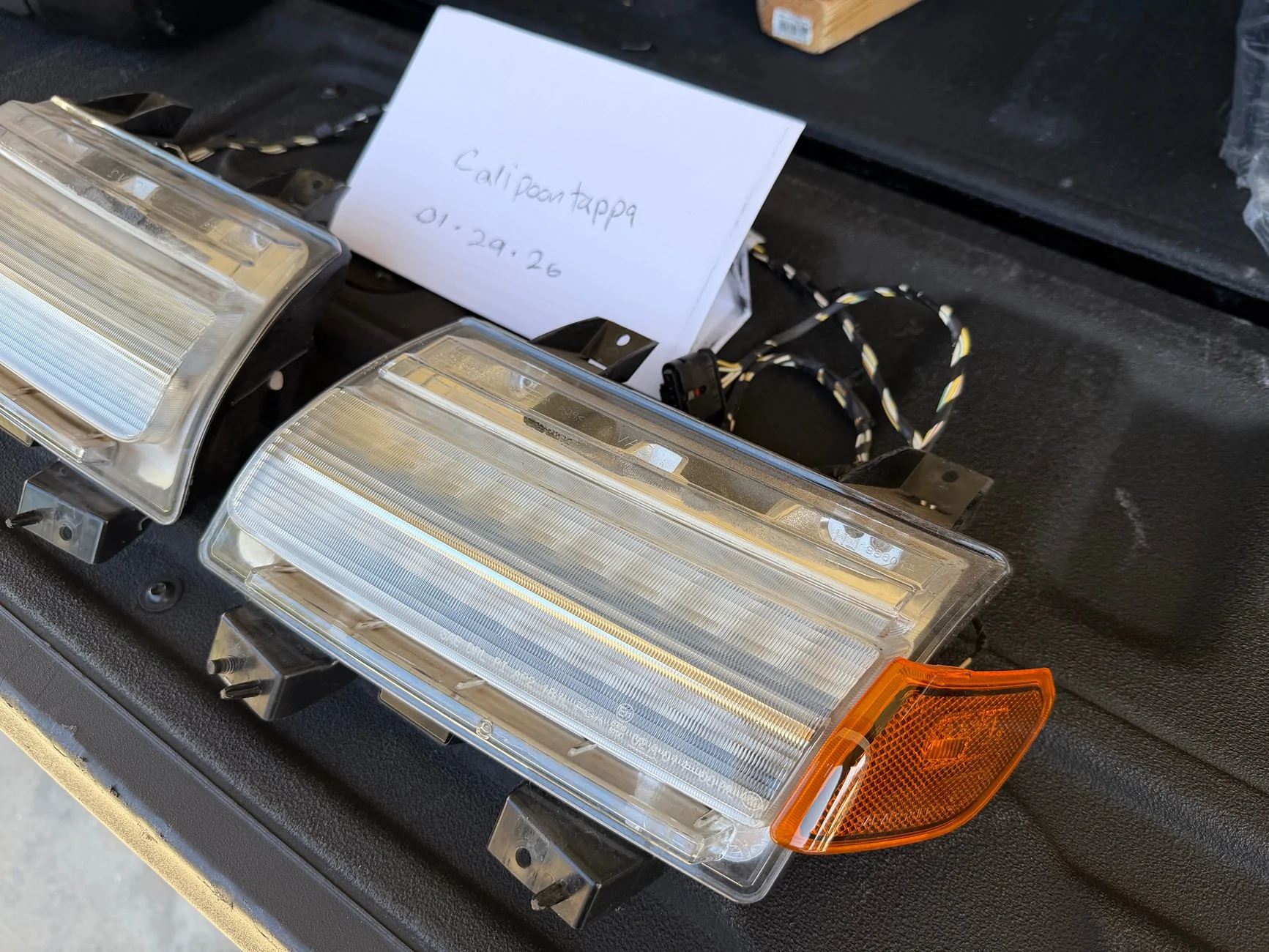 Jeep Gladiator Mopar OEM LED turn signals IMG_0500