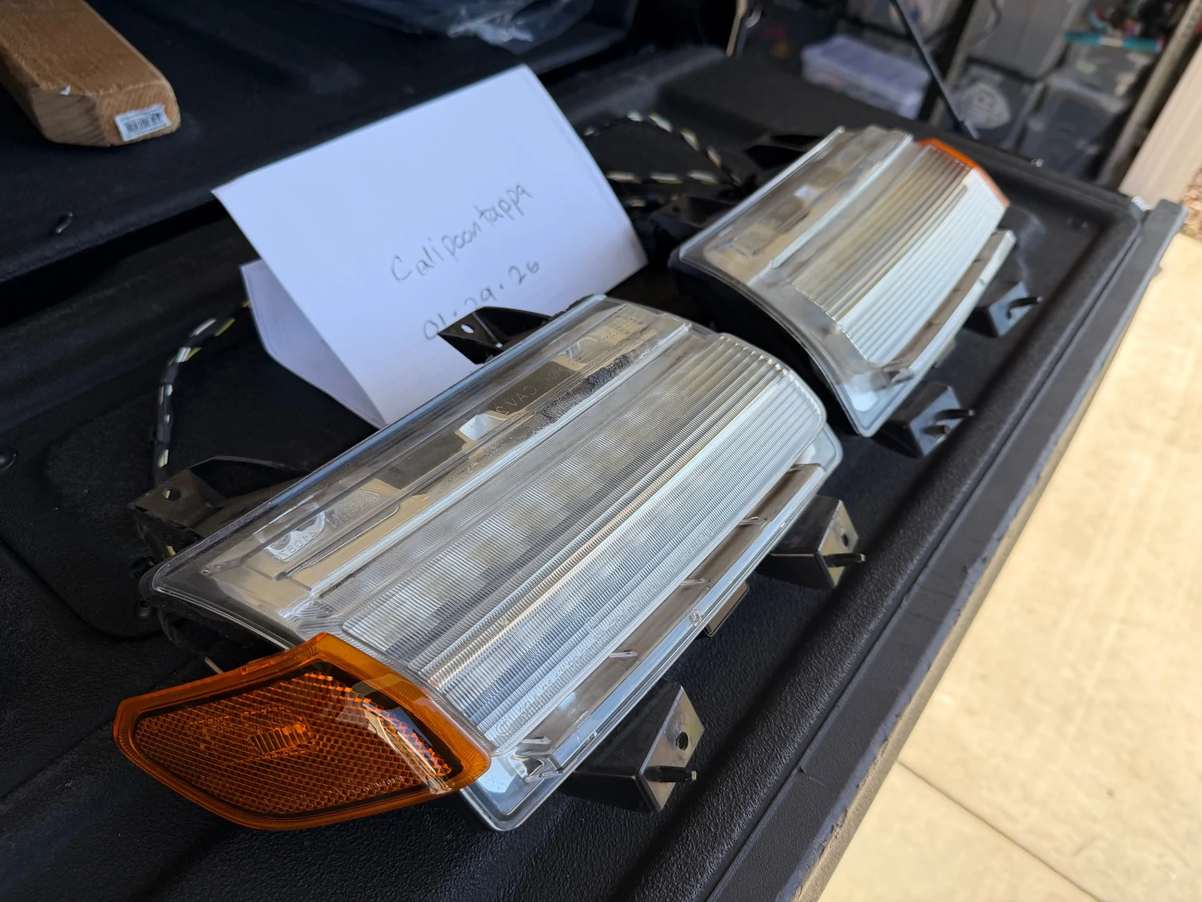 Jeep Gladiator Mopar OEM LED turn signals IMG_0499