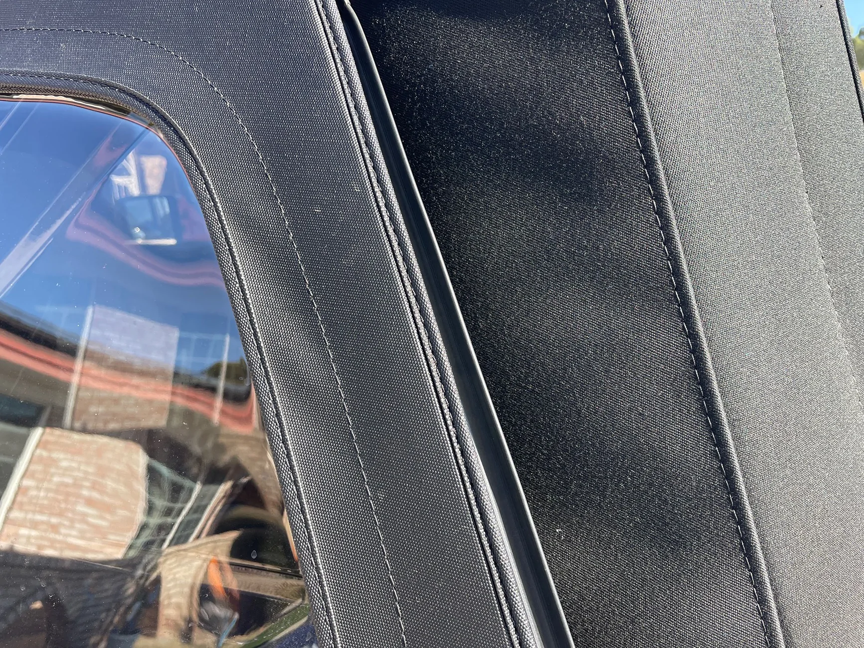 Jeep Gladiator Soft Topper Twill vs. Sailcloth IMG_9704