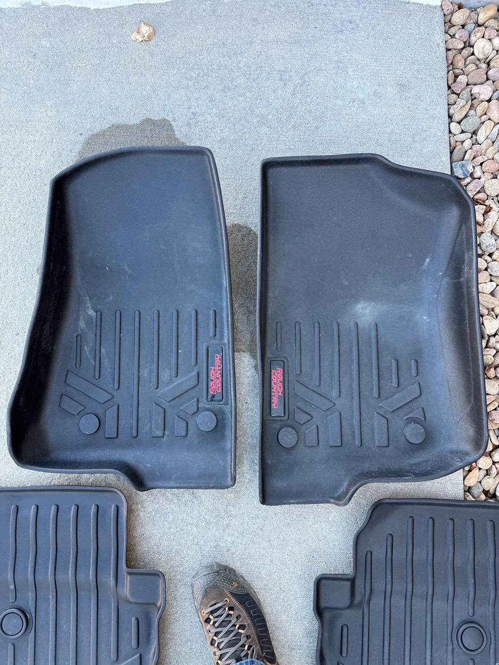 Jeep Gladiator Rough Country Floor mats 50$ IMG_2616
