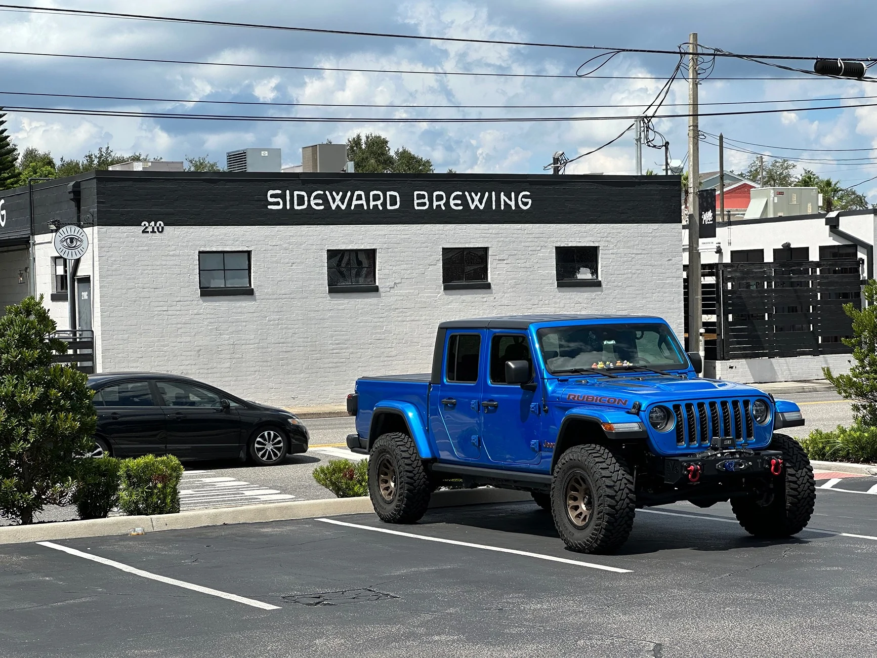 Jeep Gladiator New Product Giveaway: Free EZ4X4 EZ FlipTop by and Truck Buddiez. Comment to Enter IMG_4497