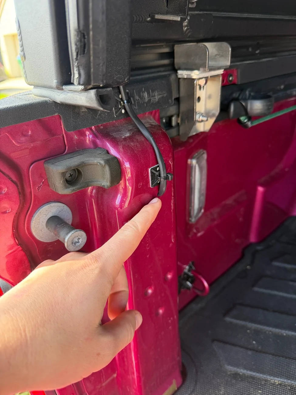 Jeep Gladiator Alu-Cab Contour Canopy Roll Call - not Camper IMG_0581