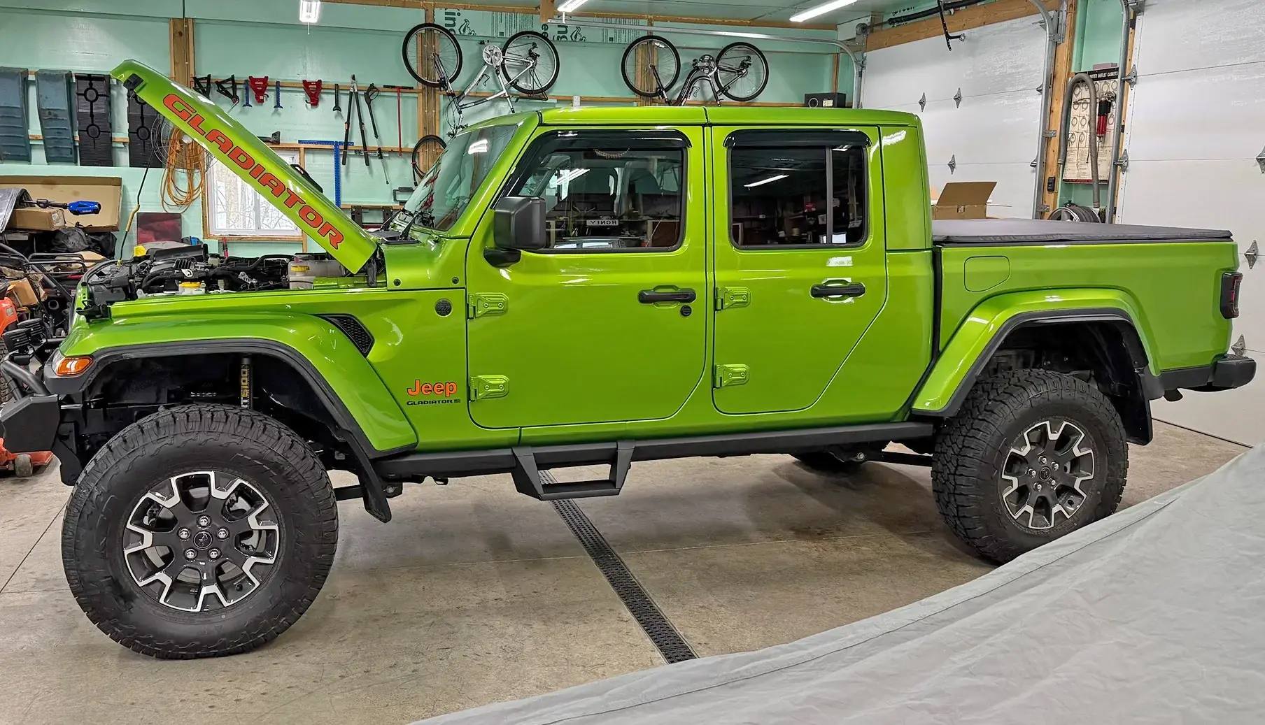 Jeep Gladiator NXTGEN Cross Terrain Steps (Rock Rail Steps) installed 459474-a425948fa2430f40c3e942dcf9ce701