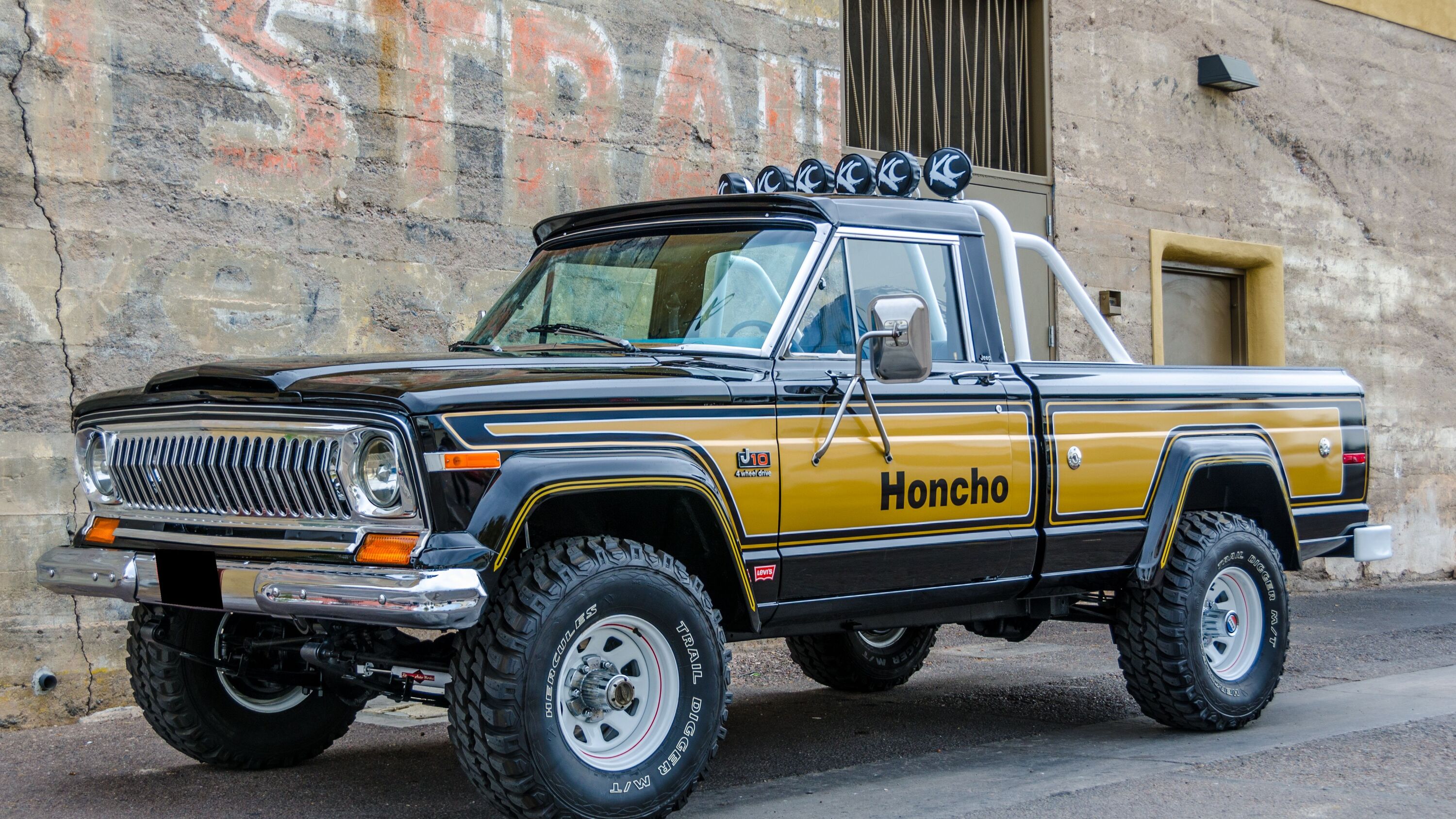 Jeep Gladiator Got it on the road with old school wrap, 3.5" lift and 37s. All I lack is finishing ehicles%2F511610b86f825341f5cacac77c011a88af961f74