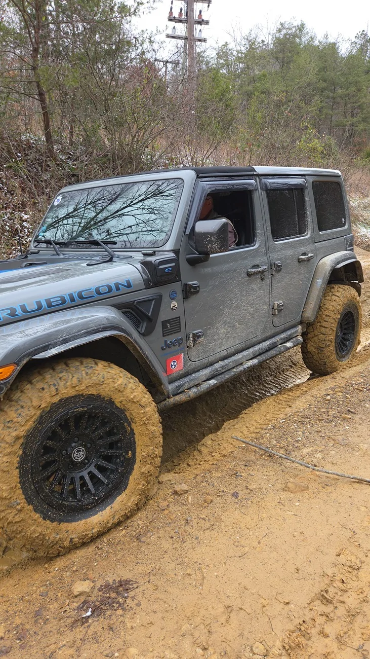 Jeep Gladiator Introductions & Welcome Thread 👋 3fa1555e-1a31-4c18-a62c-995b9d0abf1d-1_all_6387