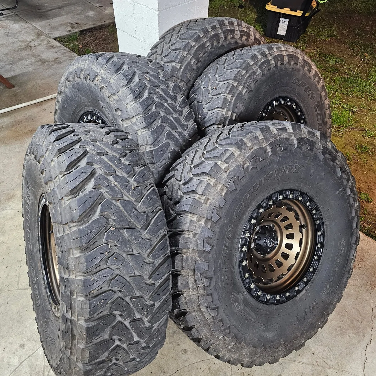 Jeep Gladiator $800 - 5 Wheels and Tires: 40" Toyo Open Country MT on 17" Fuel Zephyr 1000026614