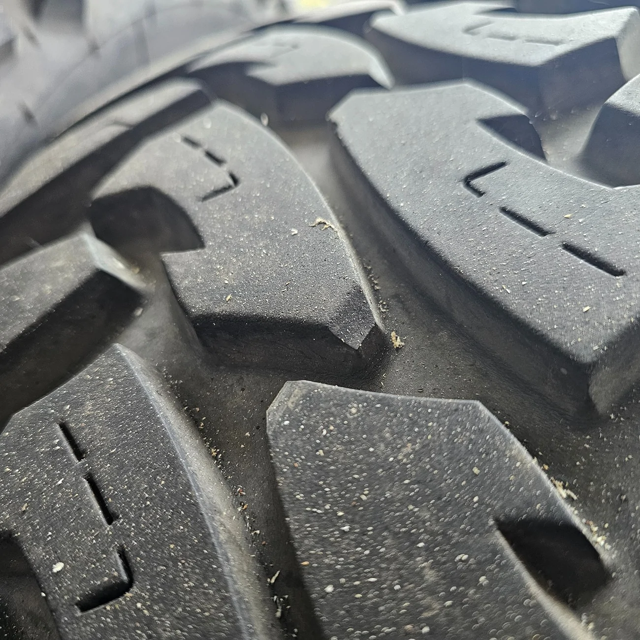 Jeep Gladiator $800 - 5 Wheels and Tires: 40" Toyo Open Country MT on 17" Fuel Zephyr 1000026598