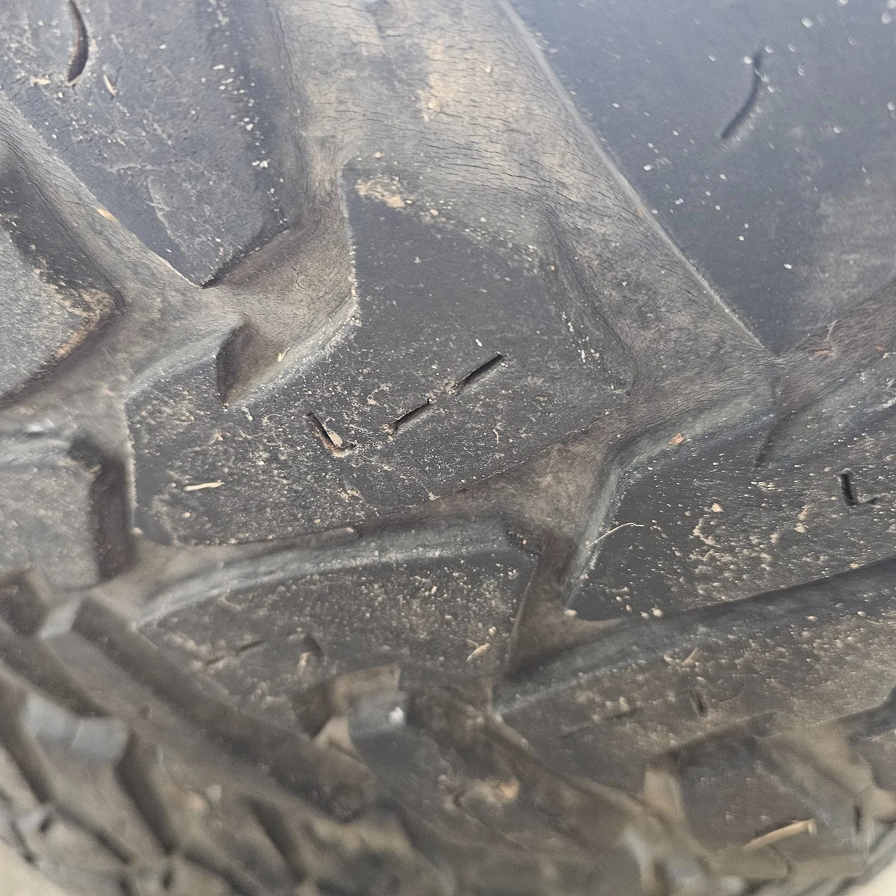 Jeep Gladiator $800 - 5 Wheels and Tires: 40" Toyo Open Country MT on 17" Fuel Zephyr 1000026601
