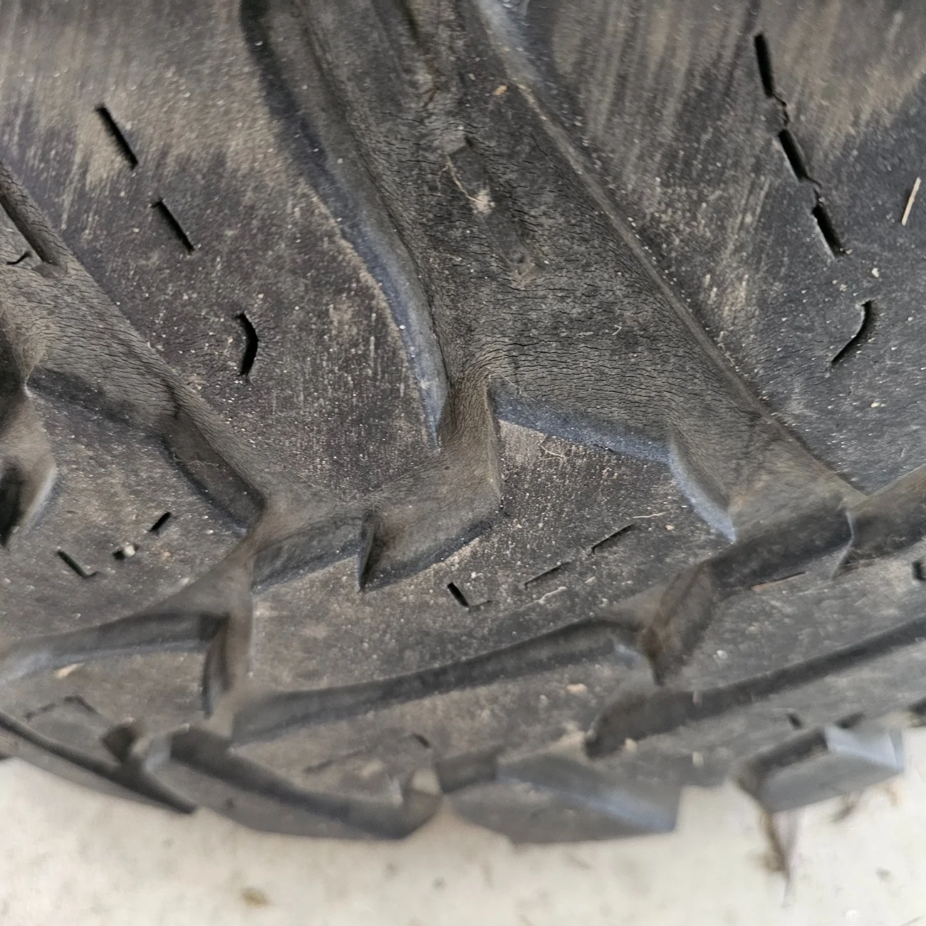 Jeep Gladiator $800 - 5 Wheels and Tires: 40" Toyo Open Country MT on 17" Fuel Zephyr 1000026602