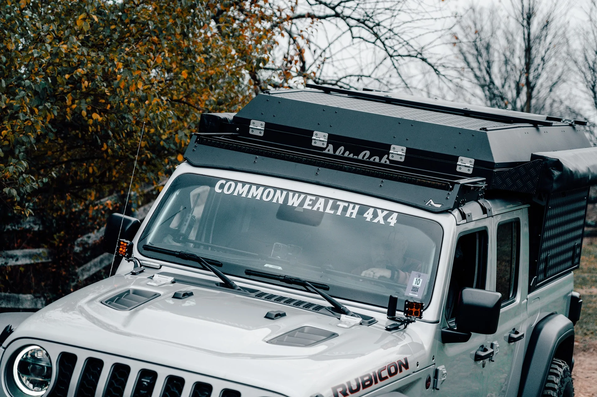 Jeep Gladiator Compatible Campers with Gladiator Roof Rack Copy of DSC03510 (1)