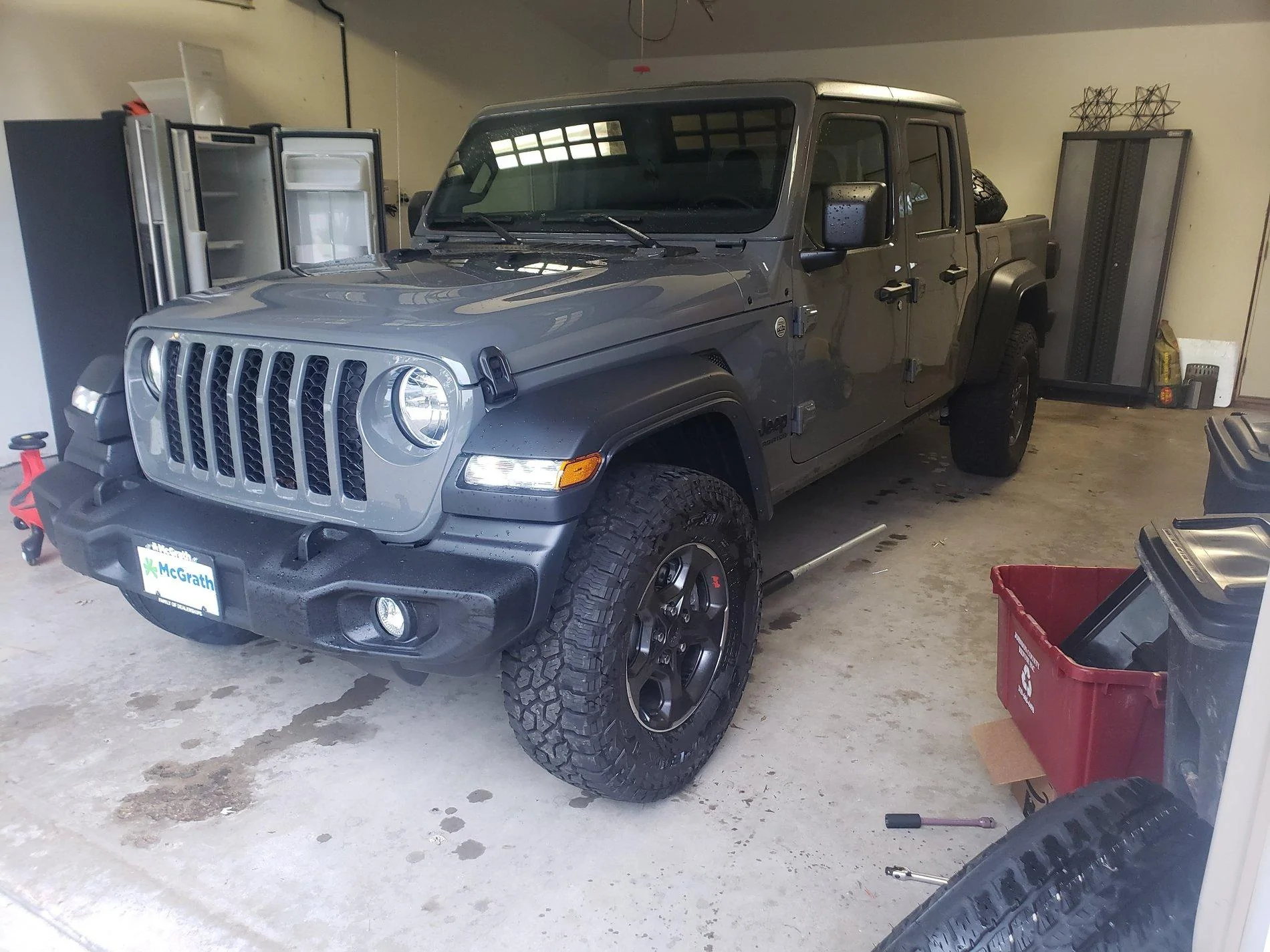 Jeep Gladiator Contractor Chewy 20191005_145321