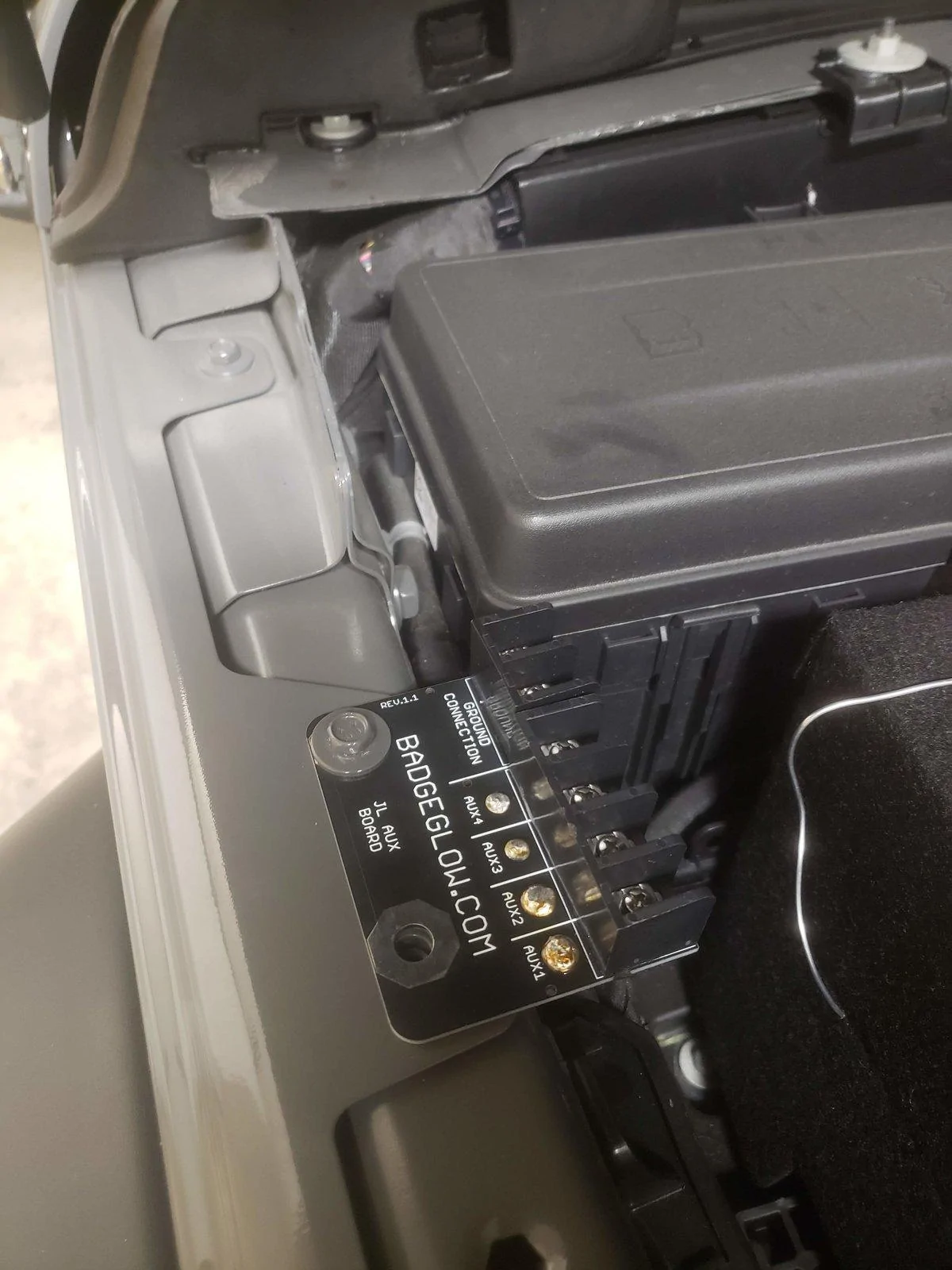 Jeep Gladiator Contractor Chewy 20191018_200429