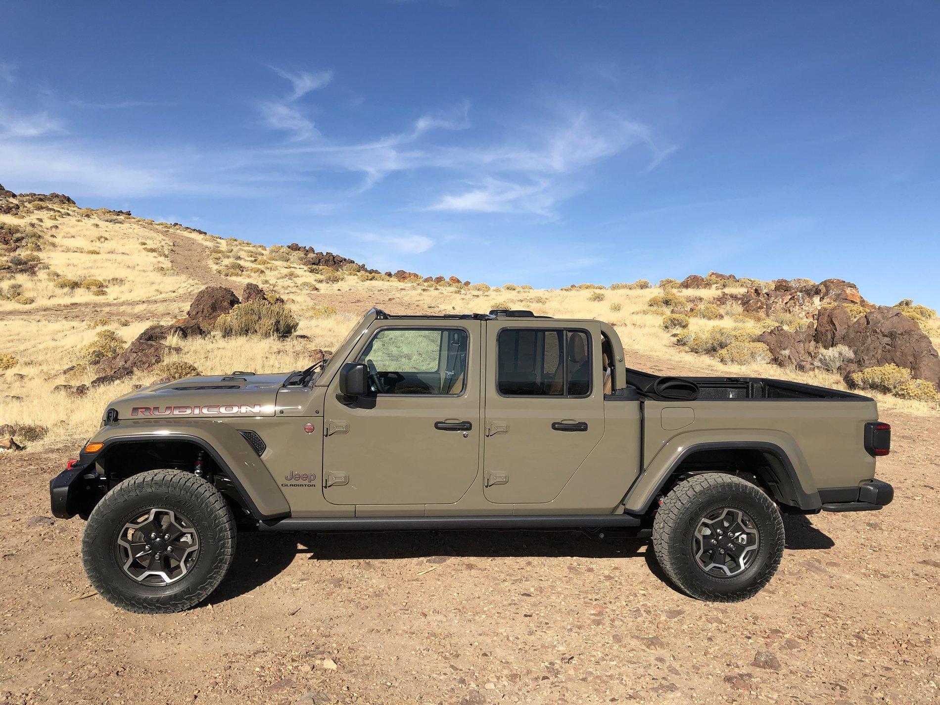 Jeep Gladiator GATOR Gladiator JT Club ADFAE52D-D5BF-4769-AE6B-2BE0641006A9