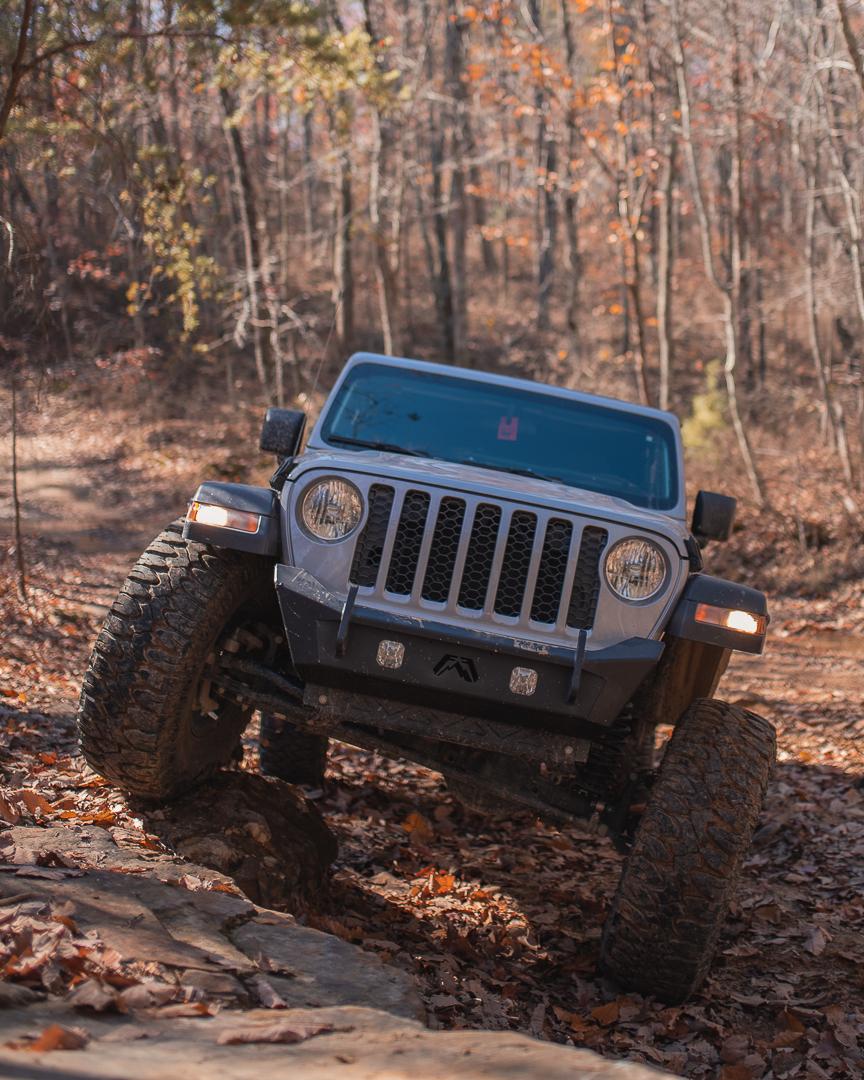 Jeep Gladiator EVO 4.5" Overland Stage 1 w/KING Shocks and Metalcloak Control arms/Track bars DSC_0941