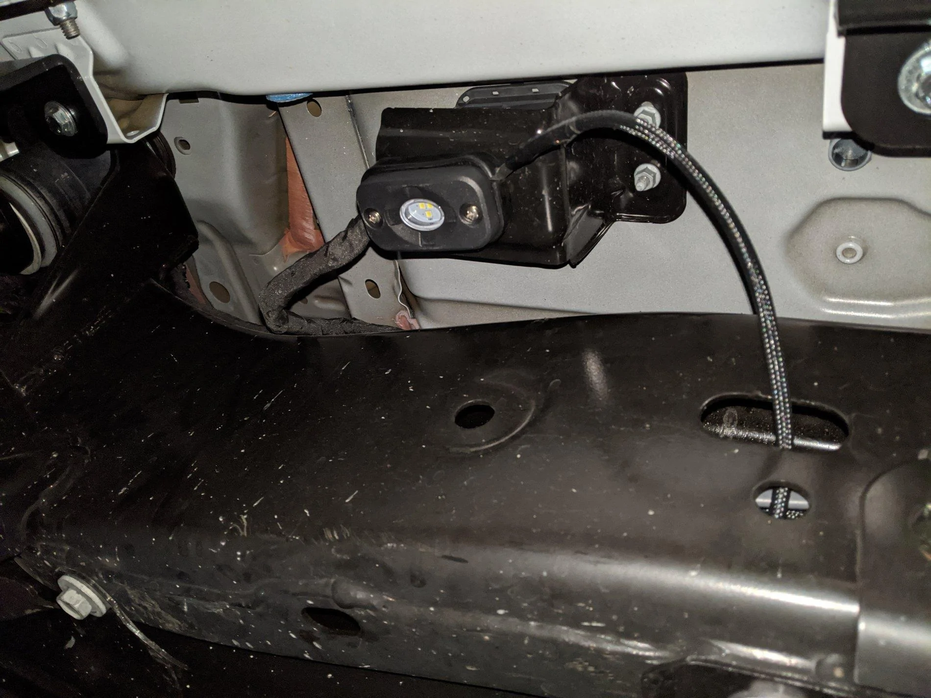 Jeep Gladiator Rock Lights tied to bed lights and reverse IMG_20191116_192718