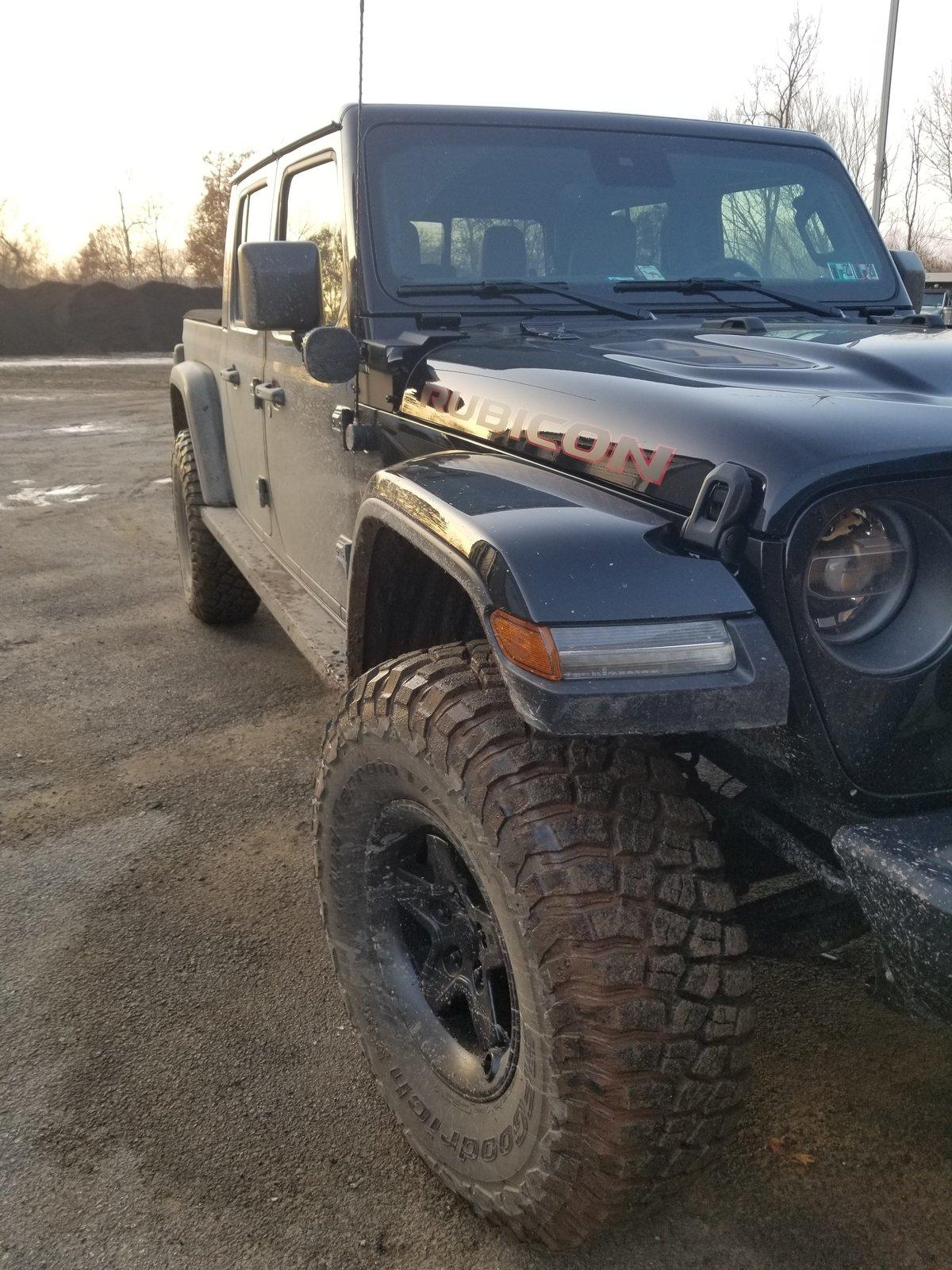 Jeep Gladiator BLACK Gladiator JT Club 20191115_163313-