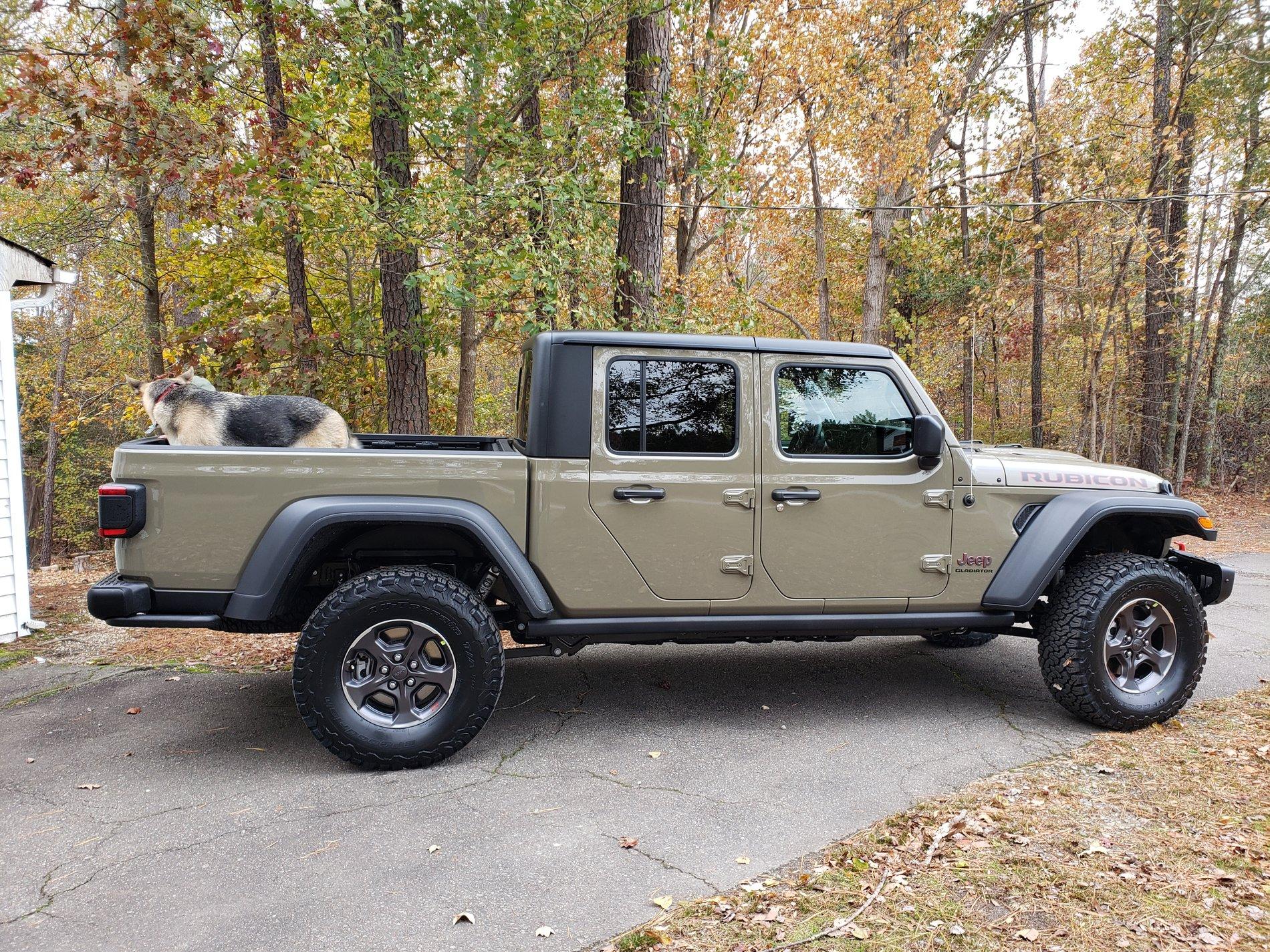 Jeep Gladiator Pictures of 33s and 35s 20191116_145409
