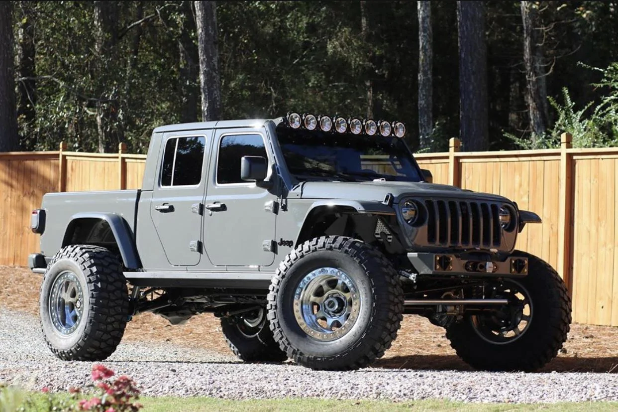 Jeep Gladiator STING GRAY Gladiator JT Club 2C0D0C0C-079F-4F27-B407-C12A2BC020DA
