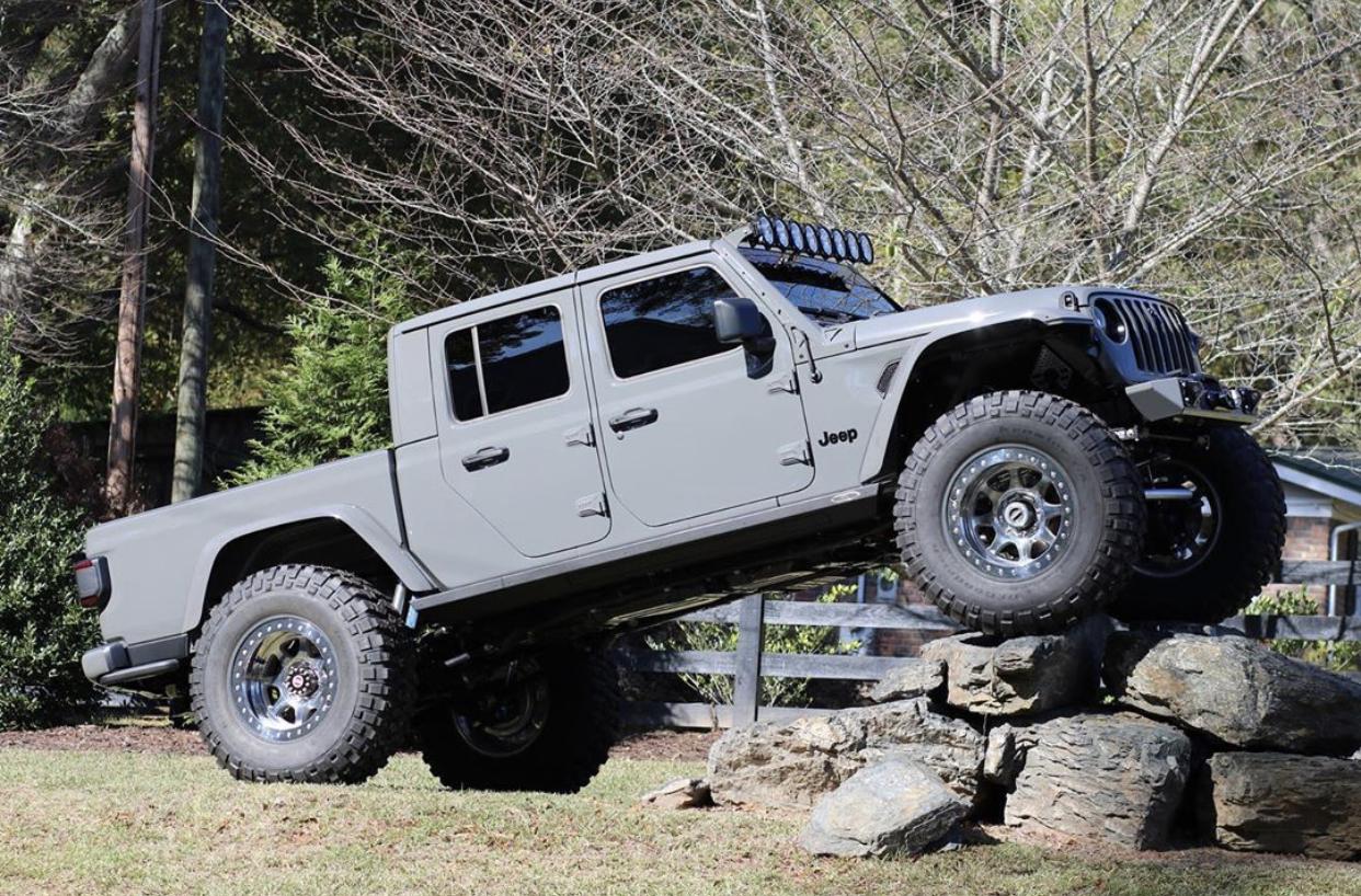 Jeep Gladiator STING GRAY Gladiator JT Club E266A19D-1D5A-45B0-BE70-D300AF01CF2B