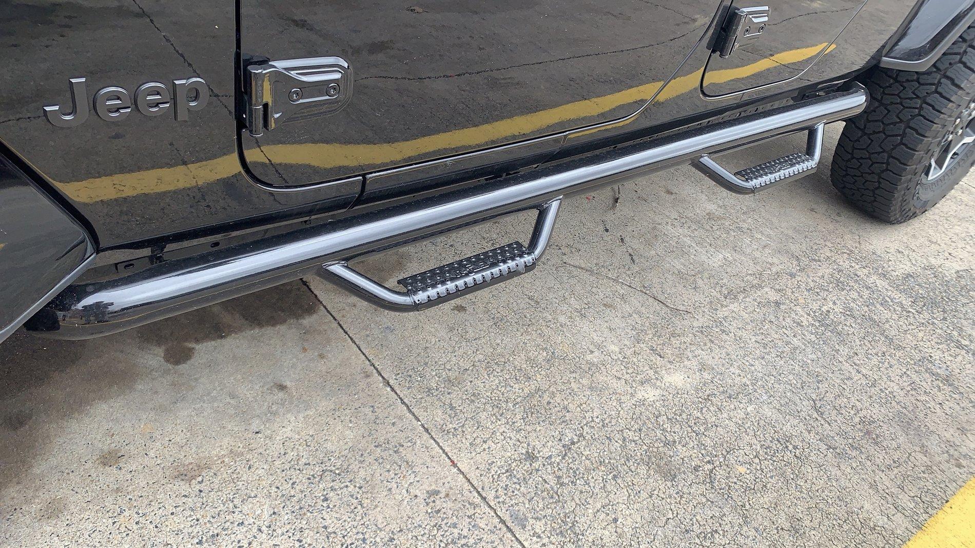 Jeep Gladiator For sale: Recently installed NFAB side steps DC4138F7-05D7-4C57-A9AF-59E6E4A6850D
